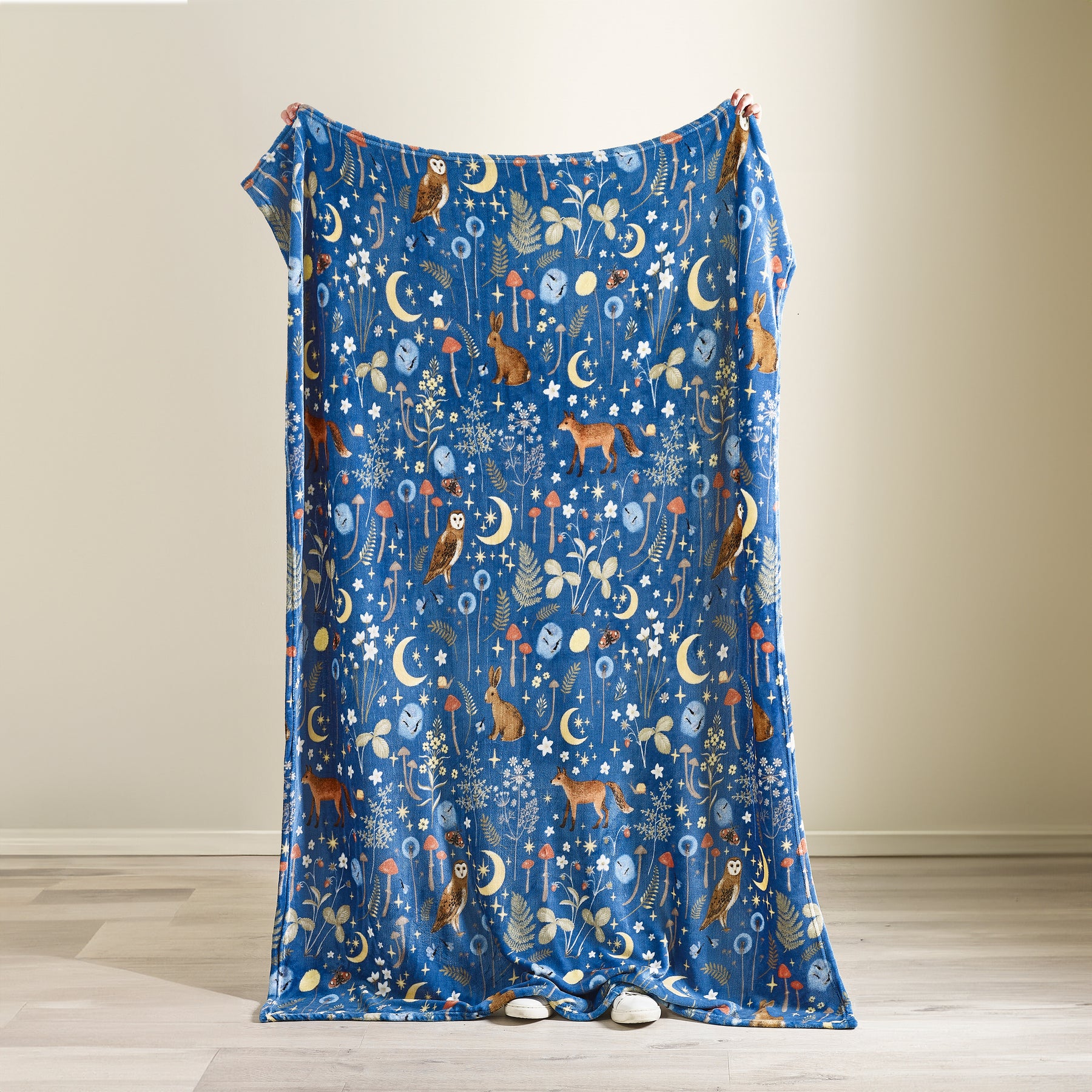 Catherine Lansfield Enchanted Twilight 130cm x 170cm Throw Navy
