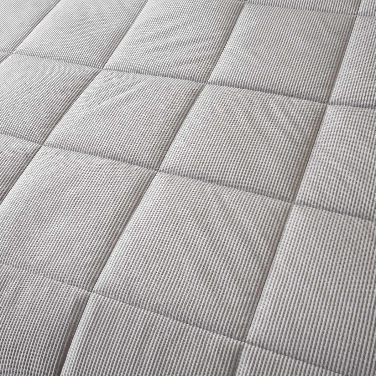 Catherine Lansfield Cosy Cord 6.5 Tog Coverless Comforter 200cm x 220cm Bedspread Silver