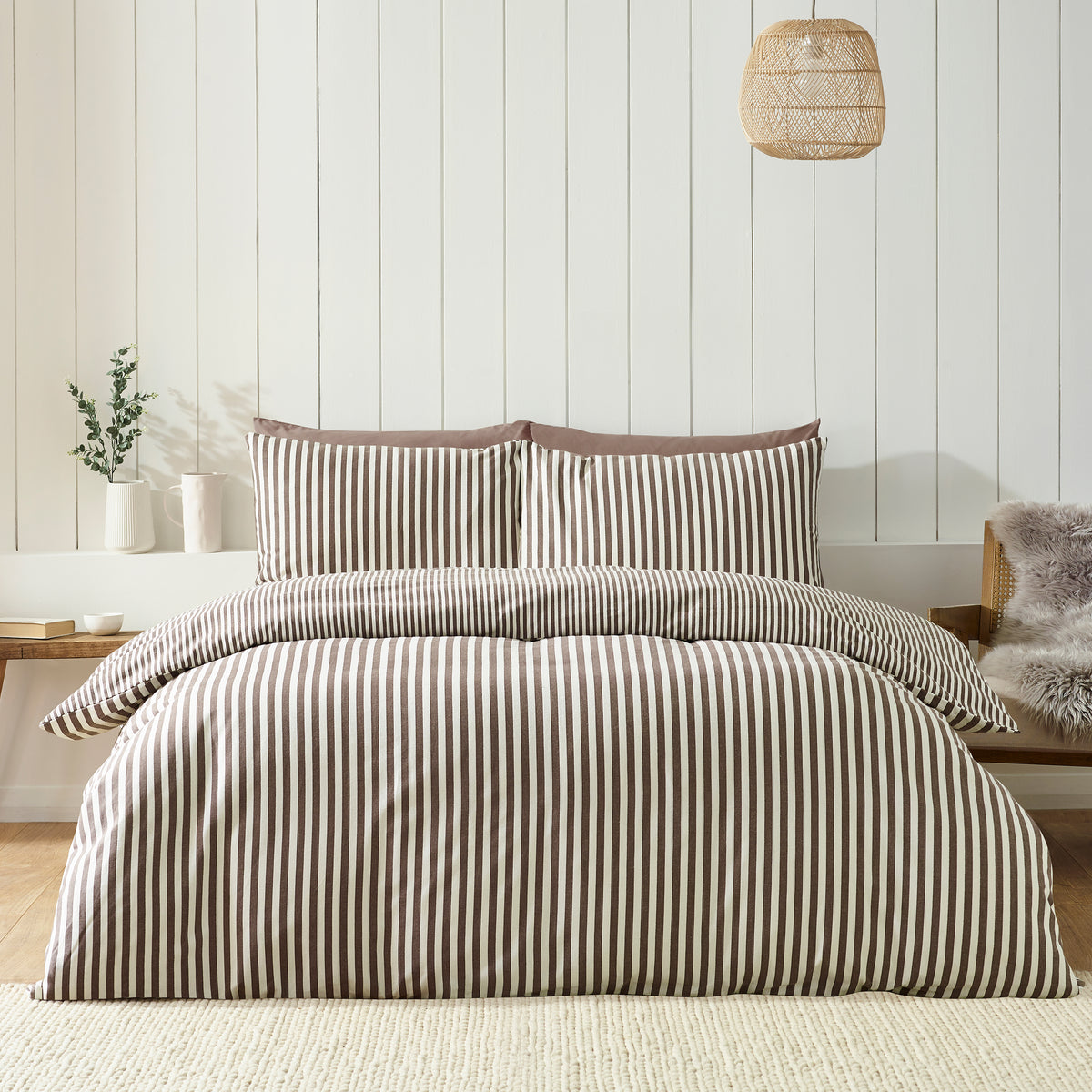 Catherine Lansfield Brushed Stripe Duvet Cover Bedding Set Chocolate