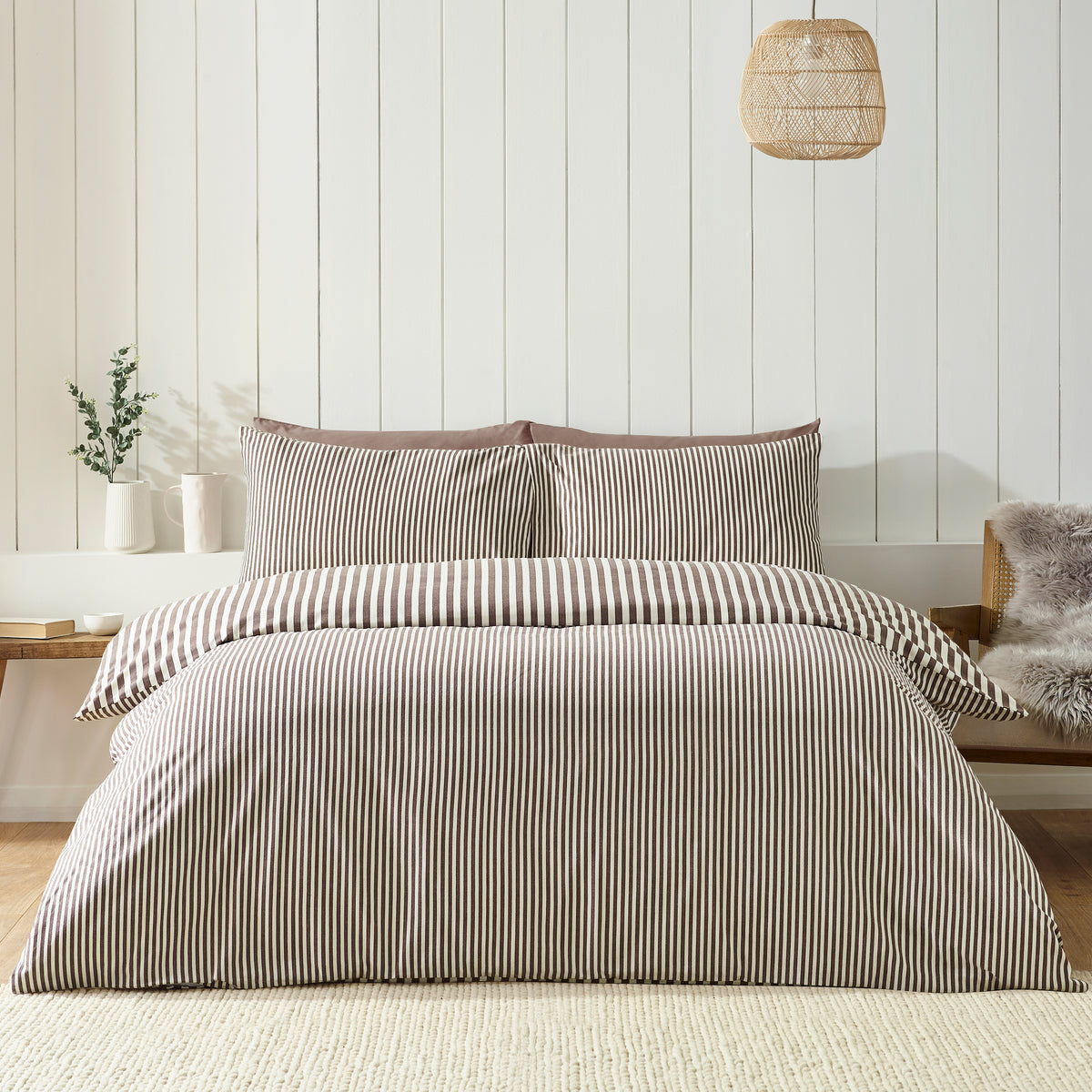 Catherine Lansfield Brushed Stripe Duvet Cover Bedding Set Chocolate