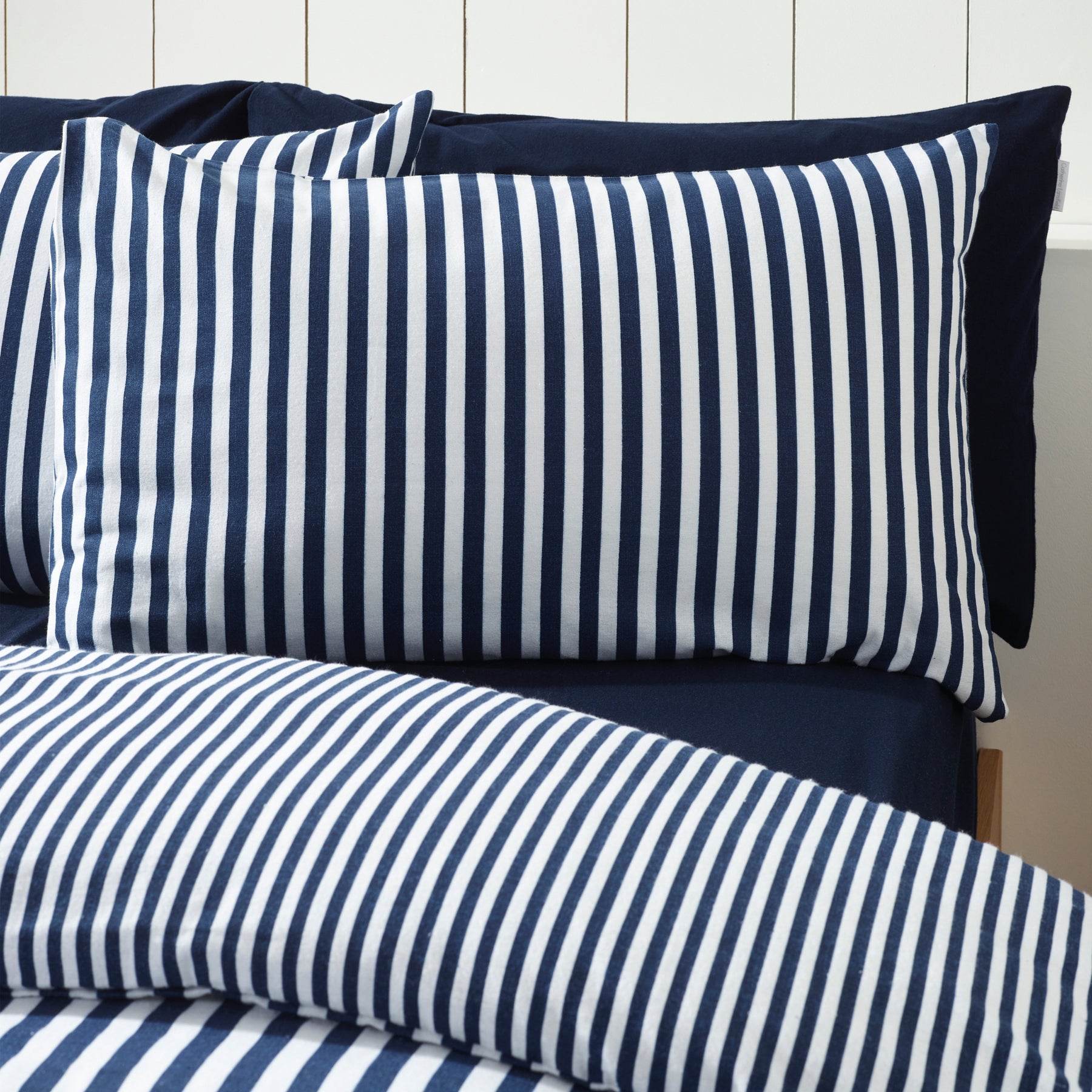 Catherine Lansfield Brushed Stripe Duvet Cover Bedding Set Navy