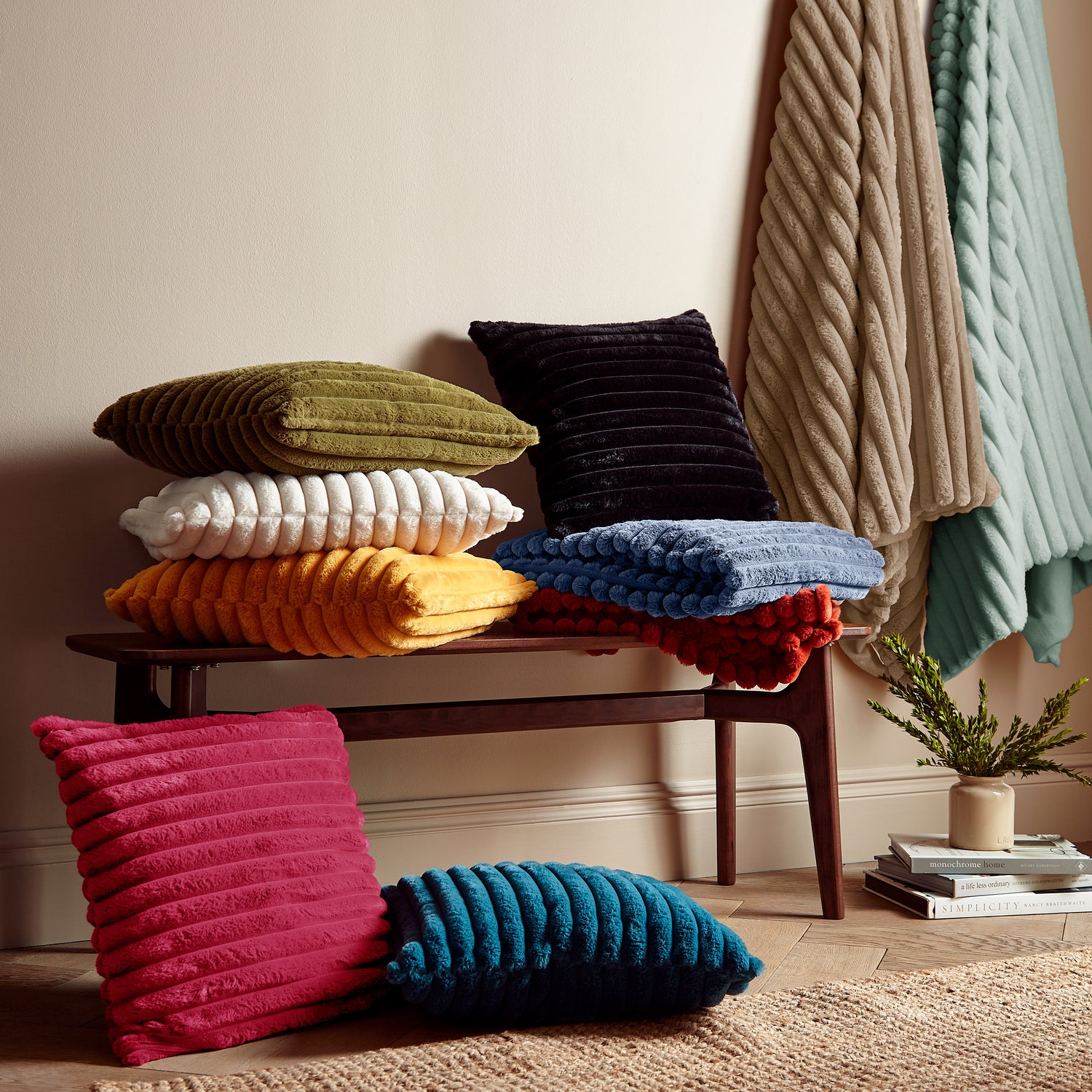 Catherine Lansfield Cosy Ribbed Soft Touch Velvet 130cm x 170cm Throw Grey