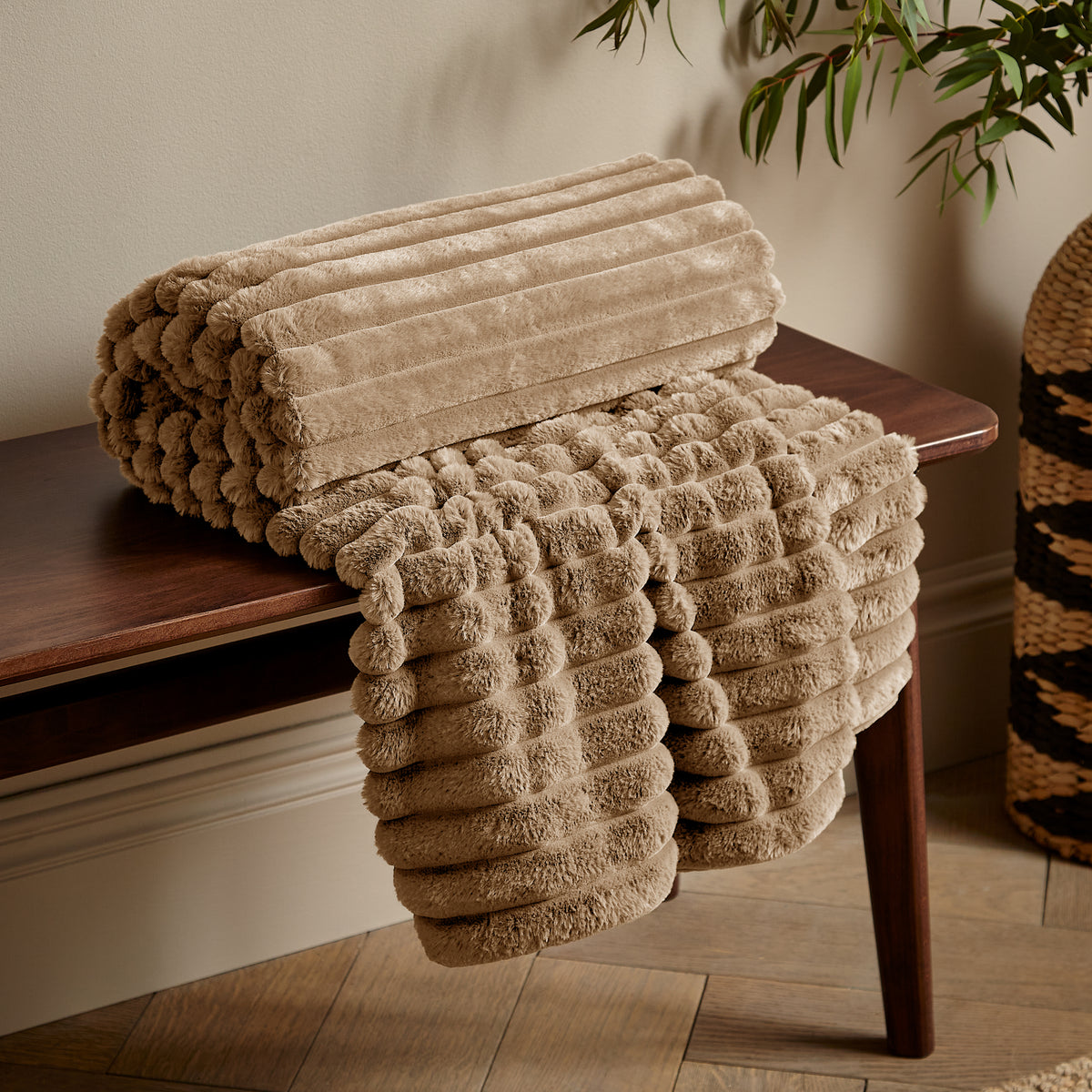 Catherine Lansfield Cosy Ribbed Soft Touch Velvet 130cm x 170cm Throw Natural