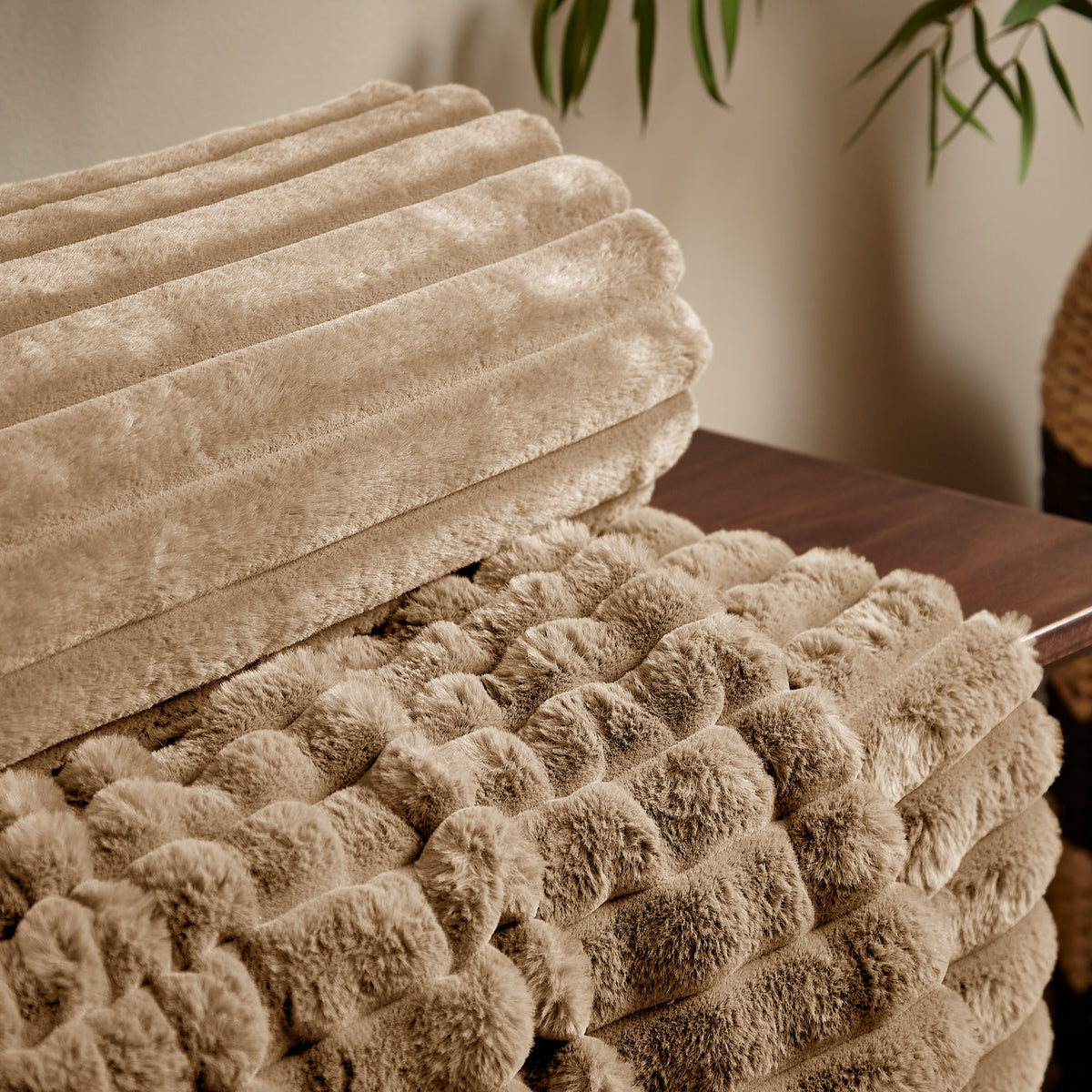 Catherine Lansfield Cosy Ribbed Soft Touch Velvet 130cm x 170cm Throw Natural