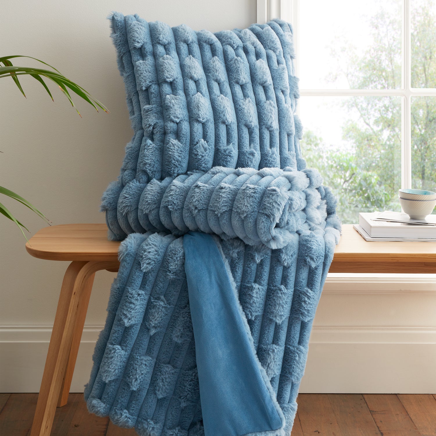 Bianca Carved Faux Fur 150cm x 200cm Throw Blue