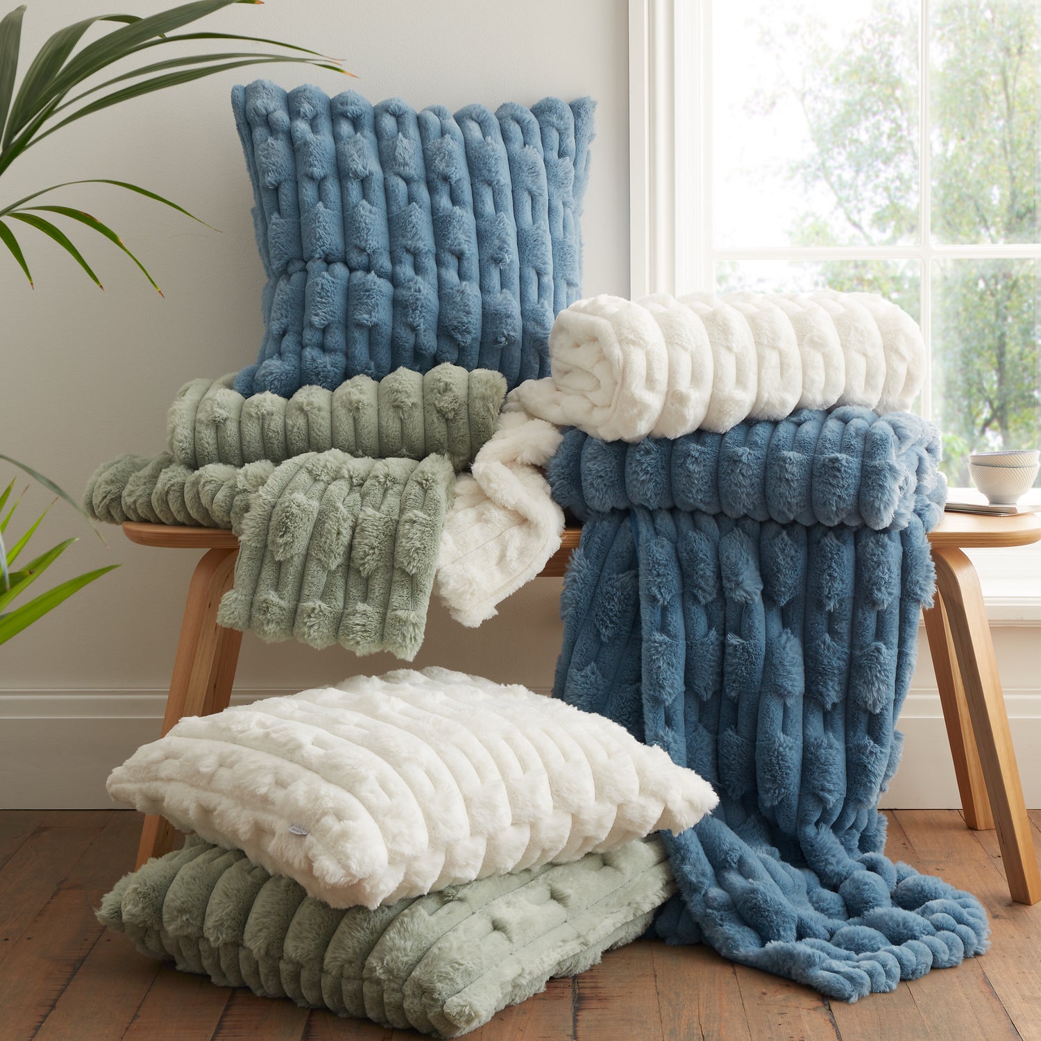 Bianca Carved Faux Fur 150cm x 200cm Throw Blue