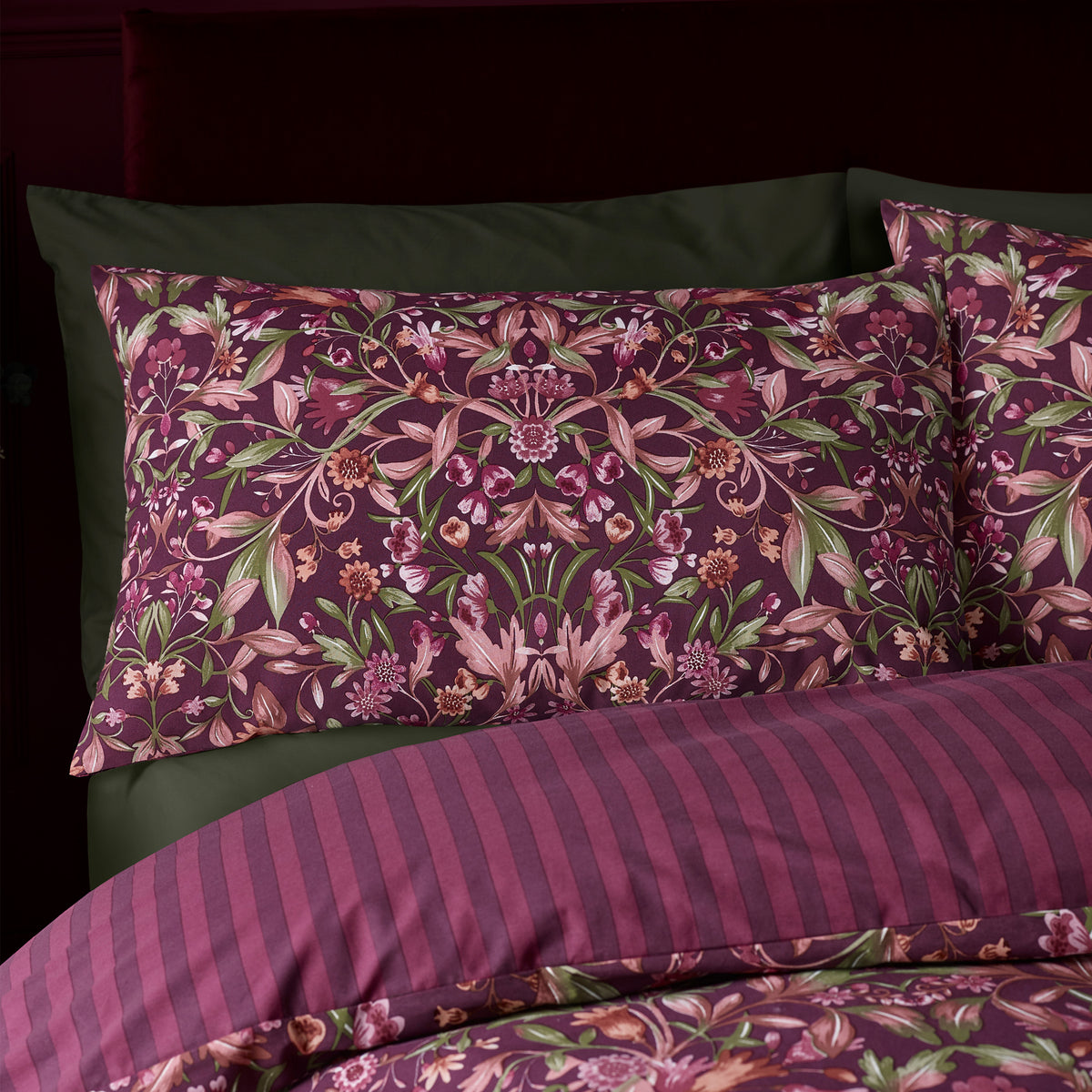 Catherine Lansfield Richmond Duvet Cover Bedding Set Plum