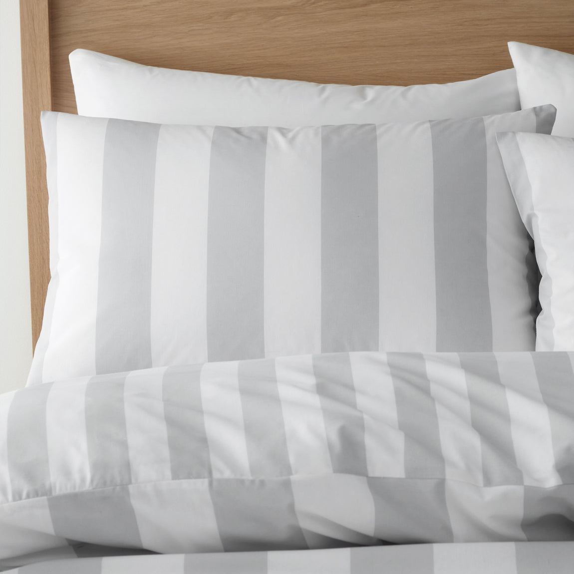 Catherine Lansfield Cove Stripe Duvet Cover Bedding Set Silver