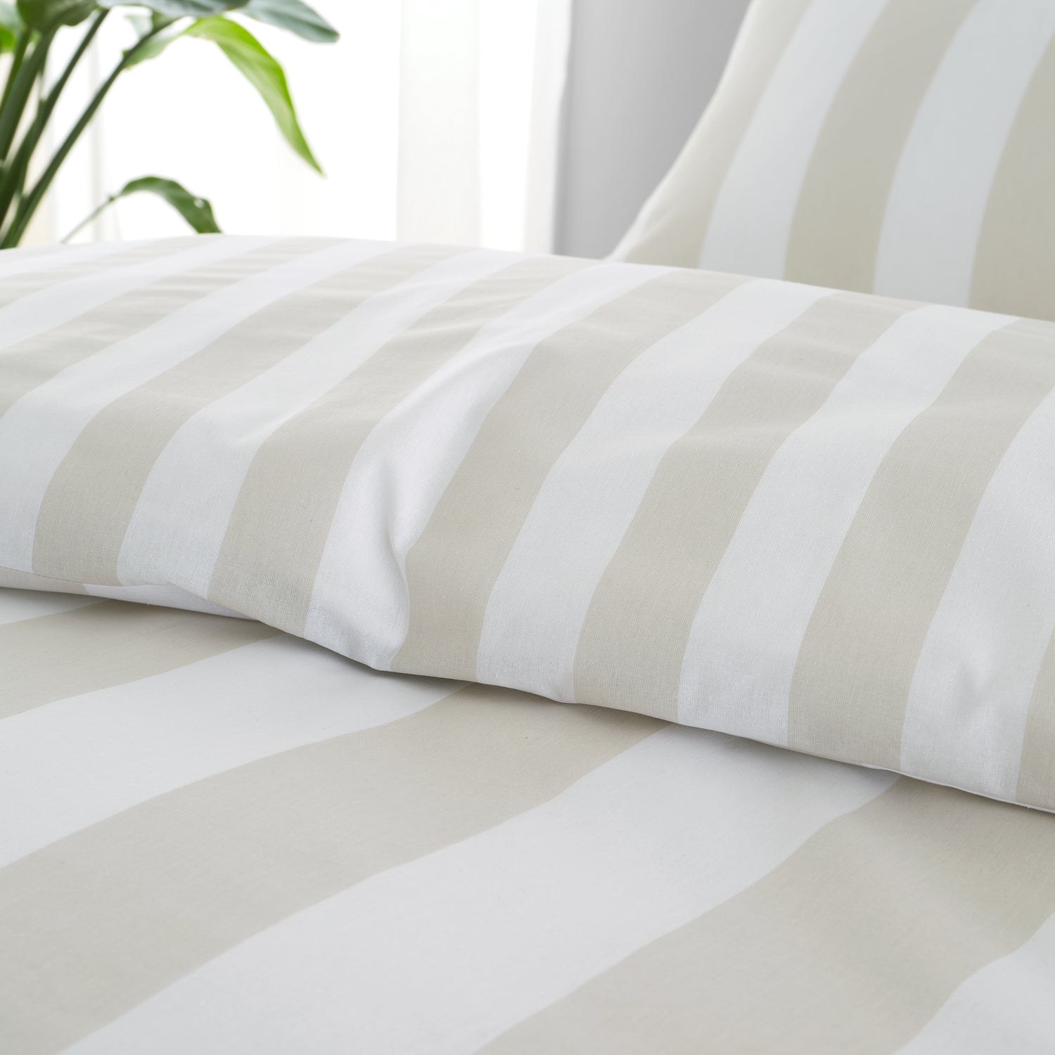 Catherine Lansfield Cove Stripe Duvet Cover Bedding Set Natural
