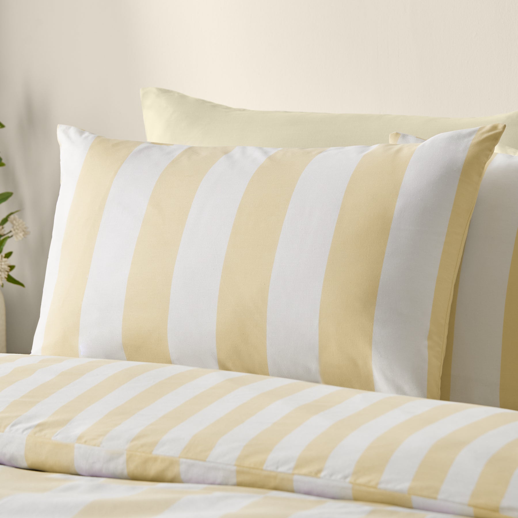 Catherine Lansfield Cove Stripe Duvet Cover Bedding Set Yellow