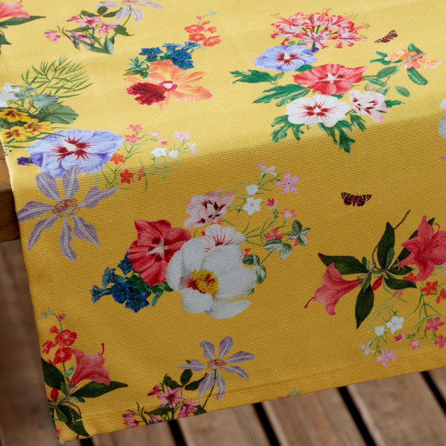 The Royal Horticultural Society Exotic Garden Runner Yellow