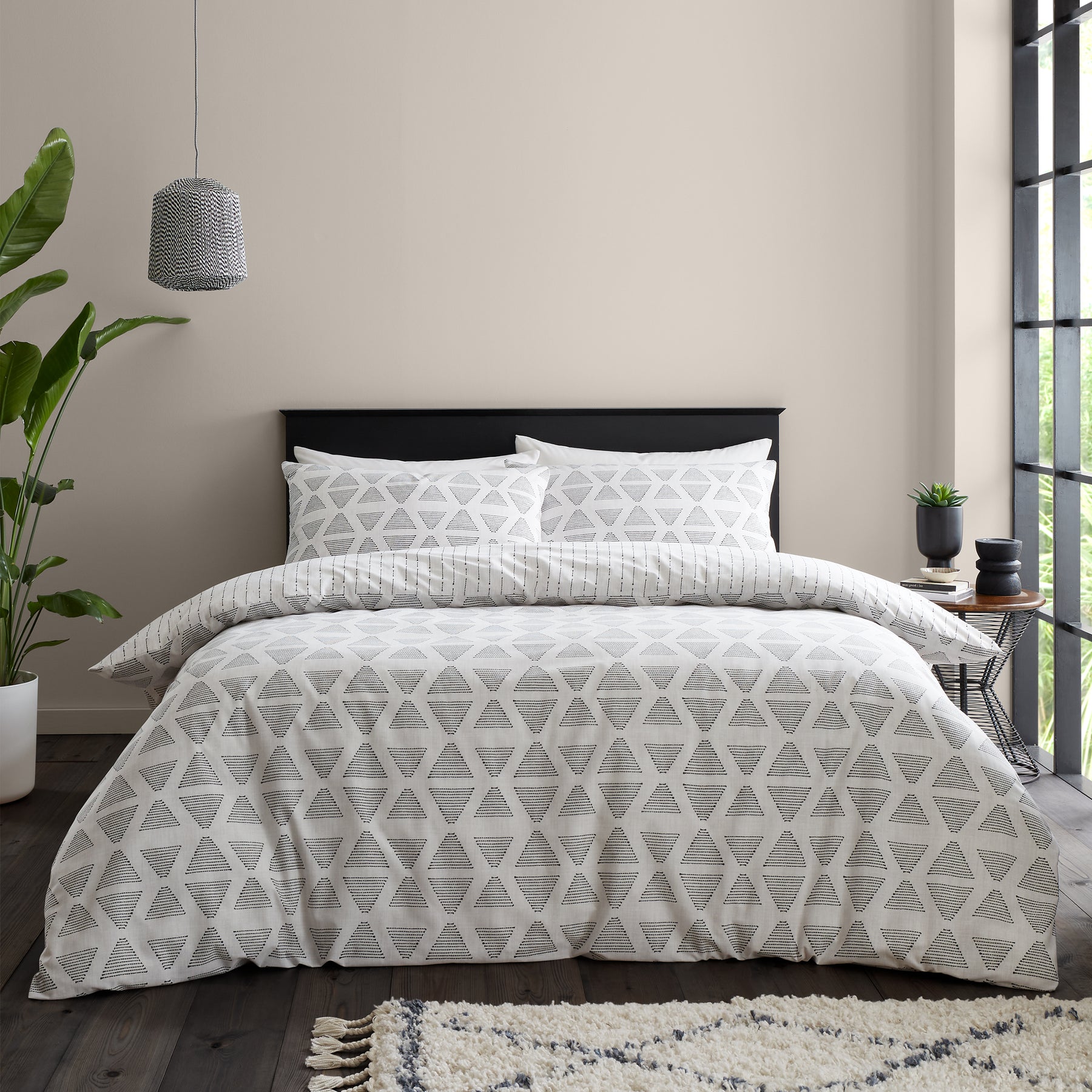 Catherine Lansfield Tufted Print Bedding Set Natural
