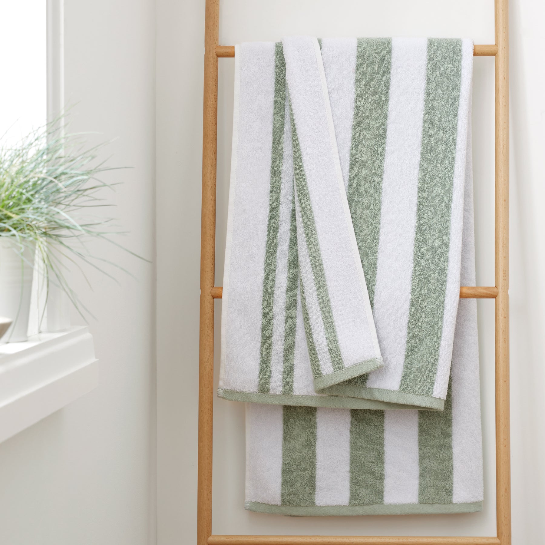 Bianca Reversible Stripe Jacquard Towels Sage
