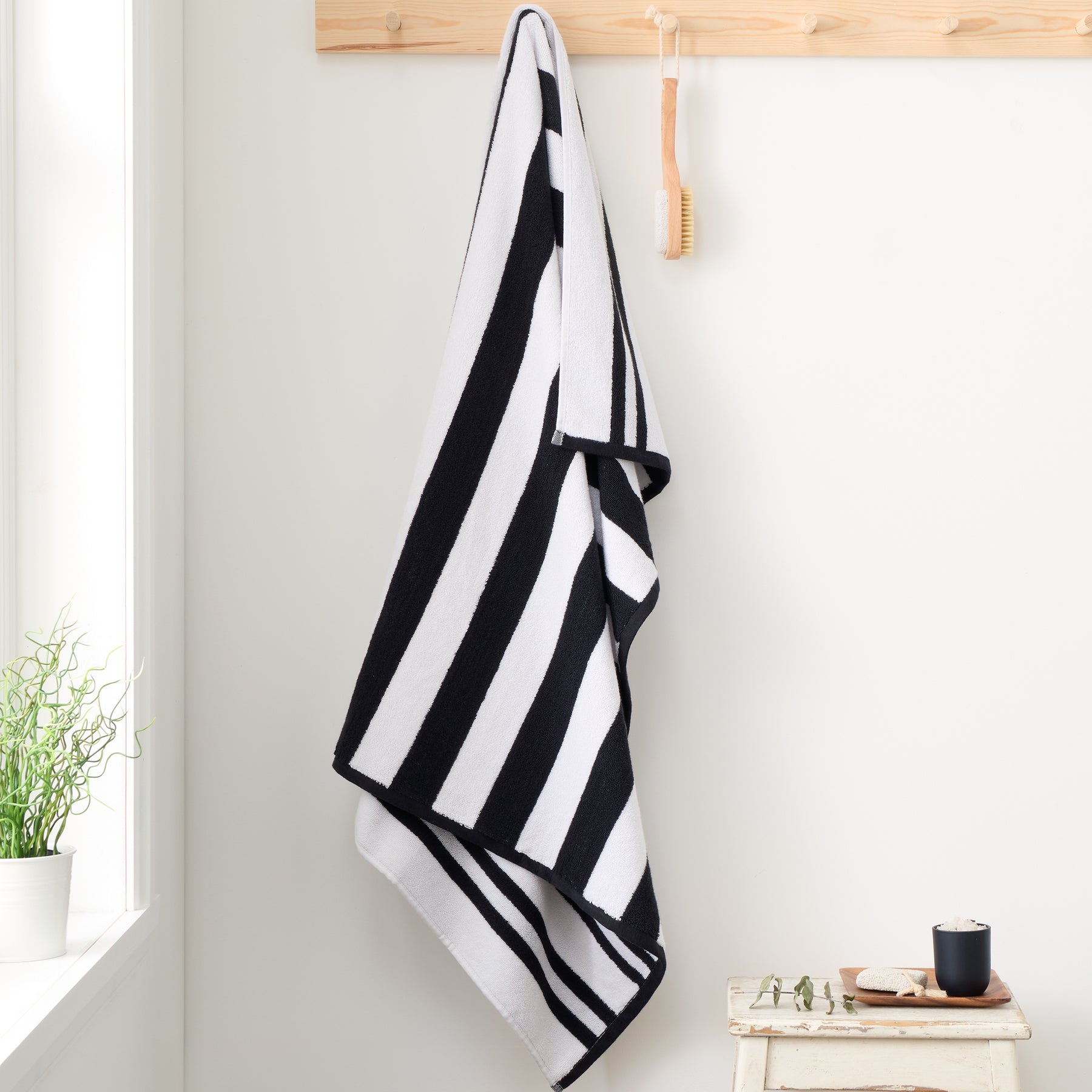 Bianca Reversible Stripe Jacquard Towels Black