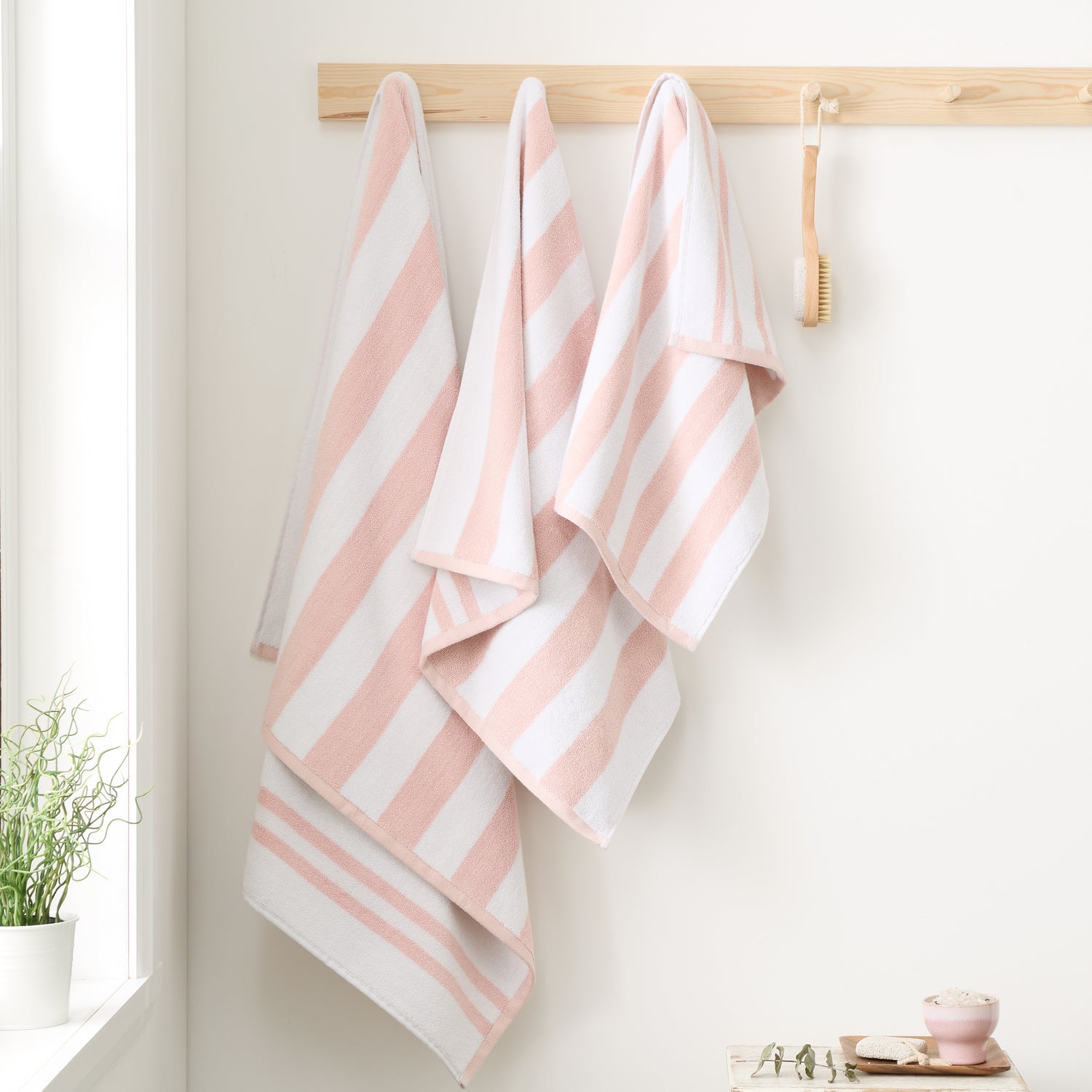 Bianca Reversible Stripe Jacquard Towels Blush