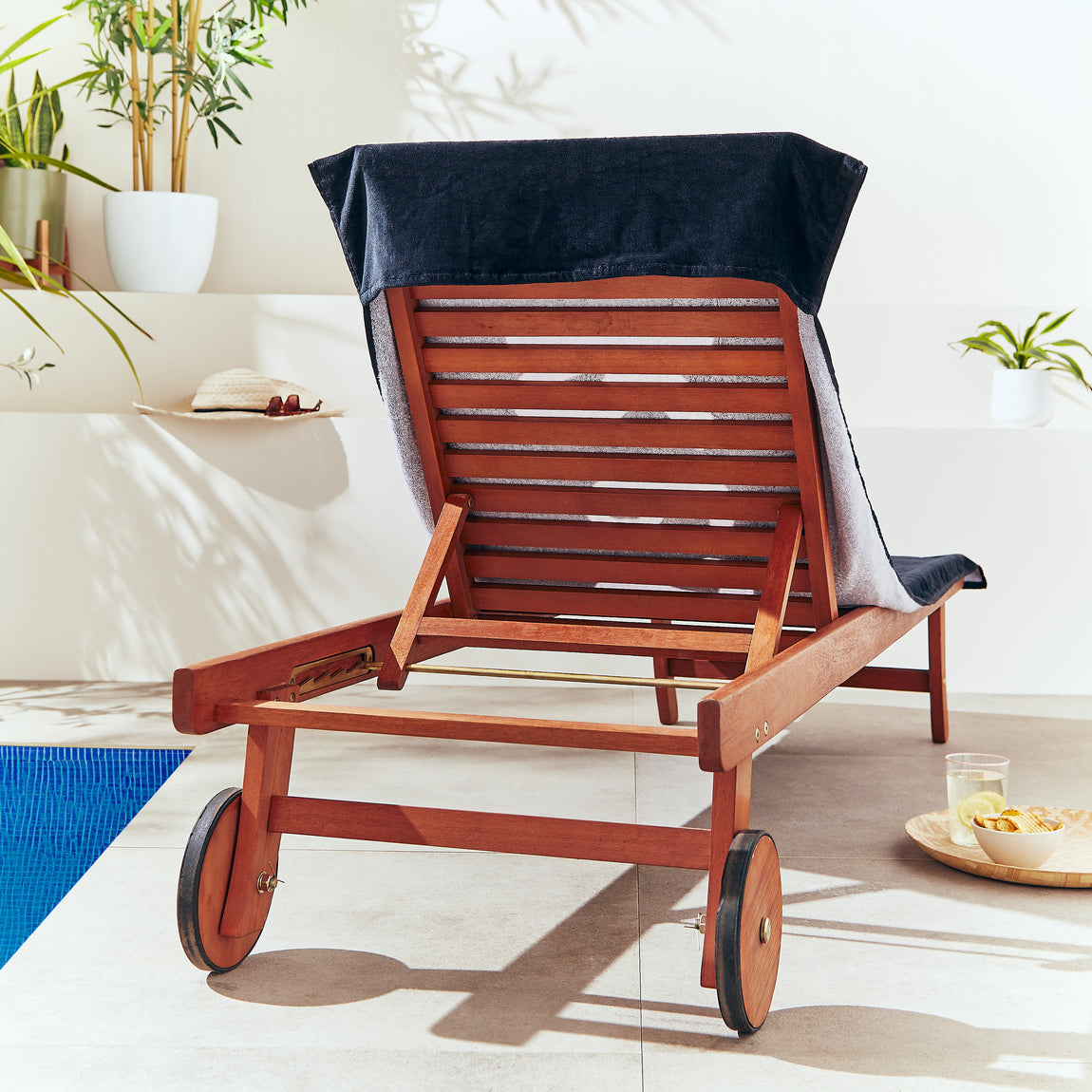 Catherine Lansfield Reserved 78cm x 200cm Sun Lounger Towel Black