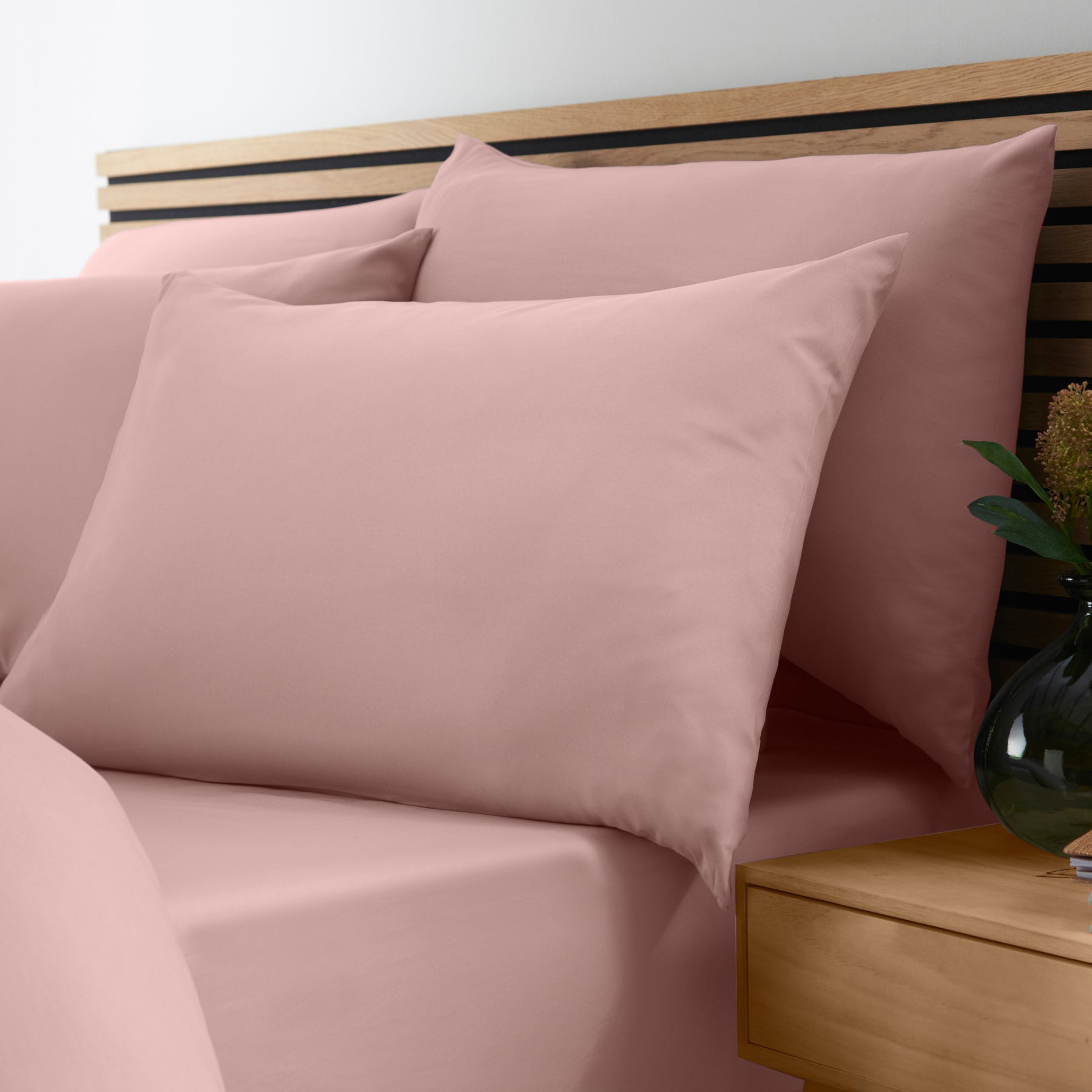 Catherine Lansfield So Soft Non-Iron Bed Linen Fitted Sheet Blush