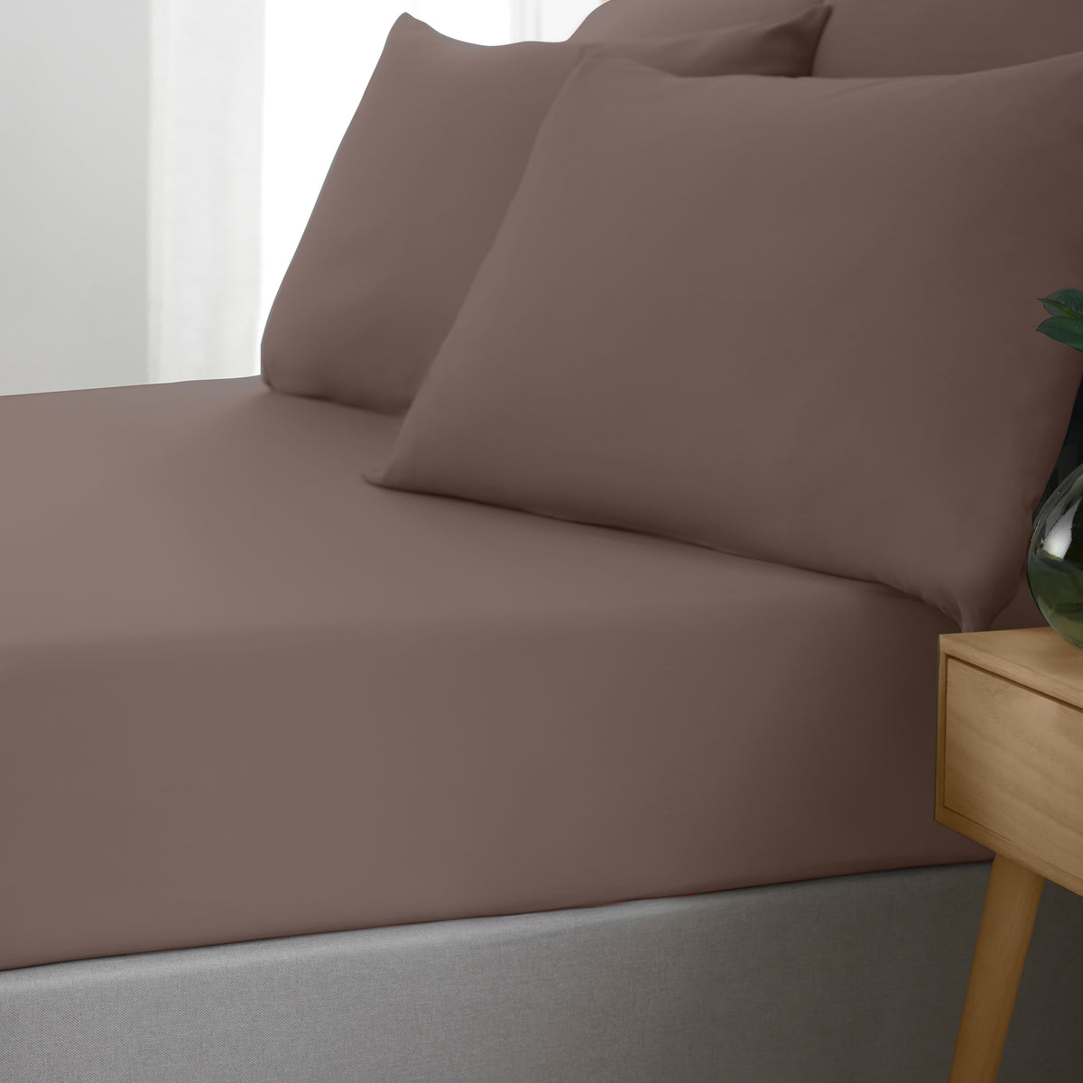 Catherine Lansfield So Soft Non Iron Bed Linen Fitted Sheet Chocolate