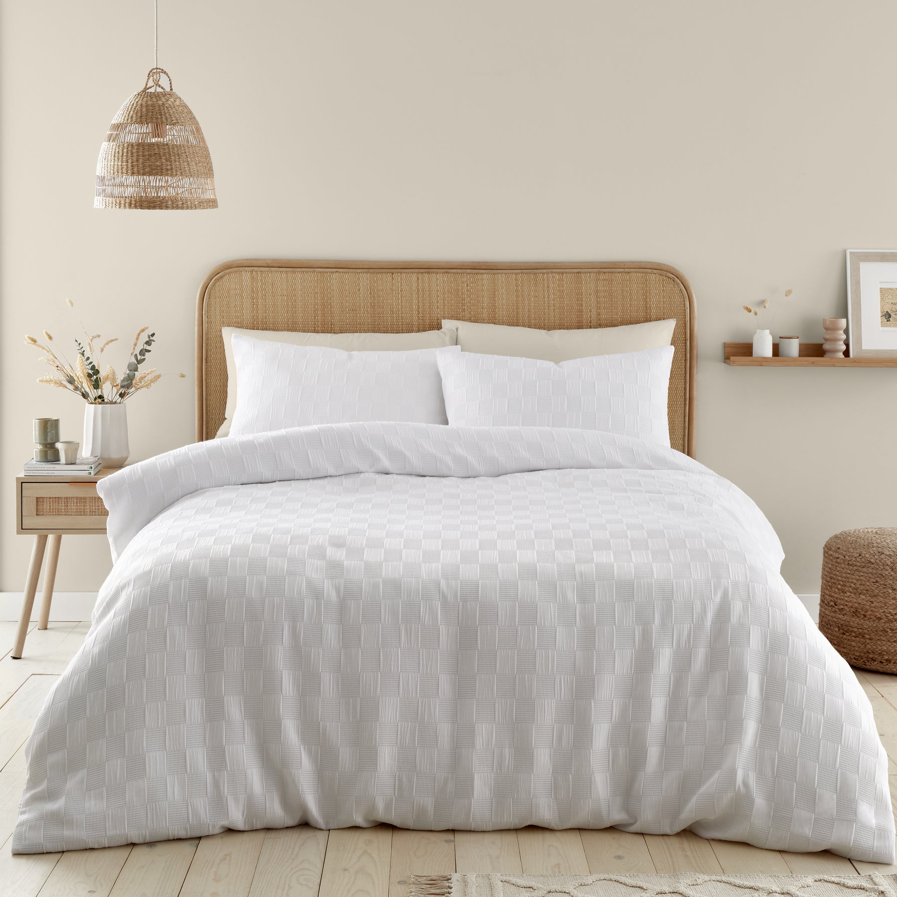 Catherine Lansfield Waffle Checkerboard Bedding Set White