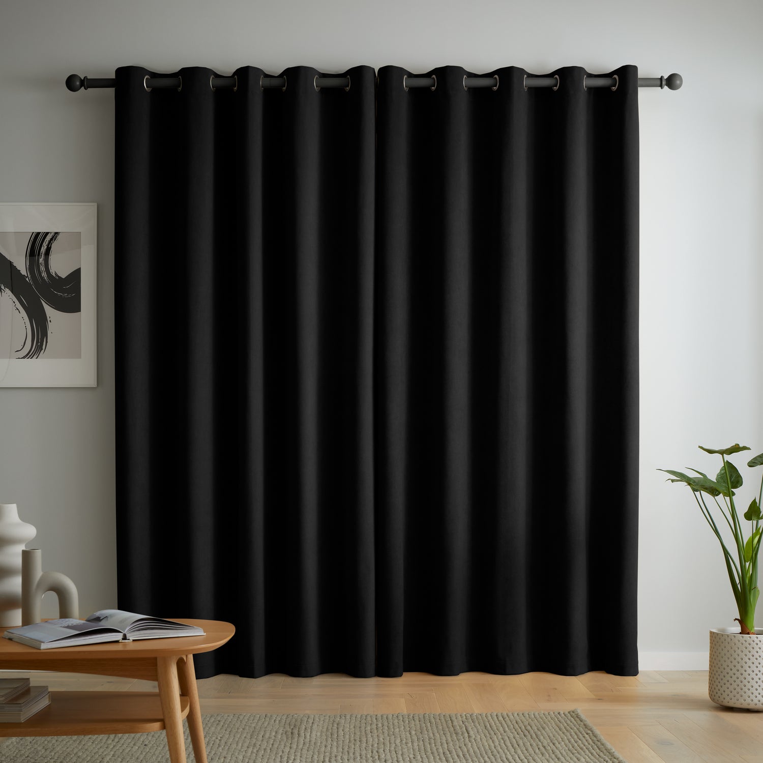 Catherine Lansfield Wilson Velvet Thermal Ready Made Eyelet Blackout Curtains Black