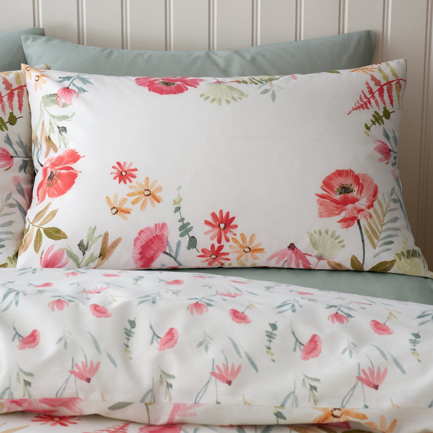 Catherine Lansfield Ella Poppy Duvet Cover Bedding Set Cream