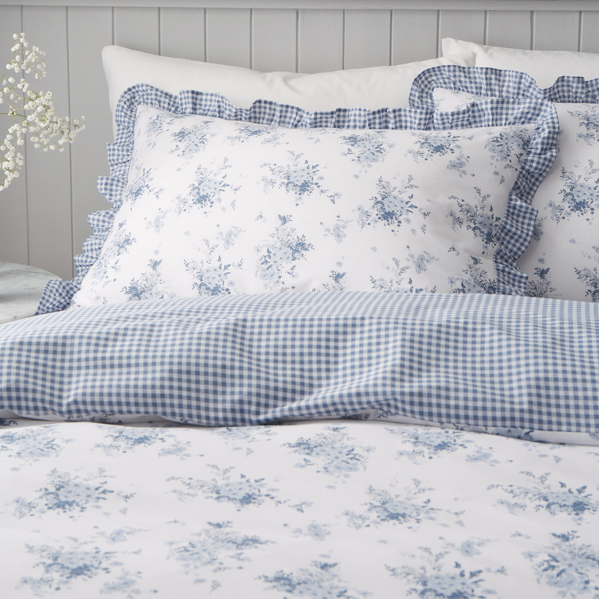 Catherine Lansfield Lucie Floral Reversible Duvet Cover Bedding Set Blue