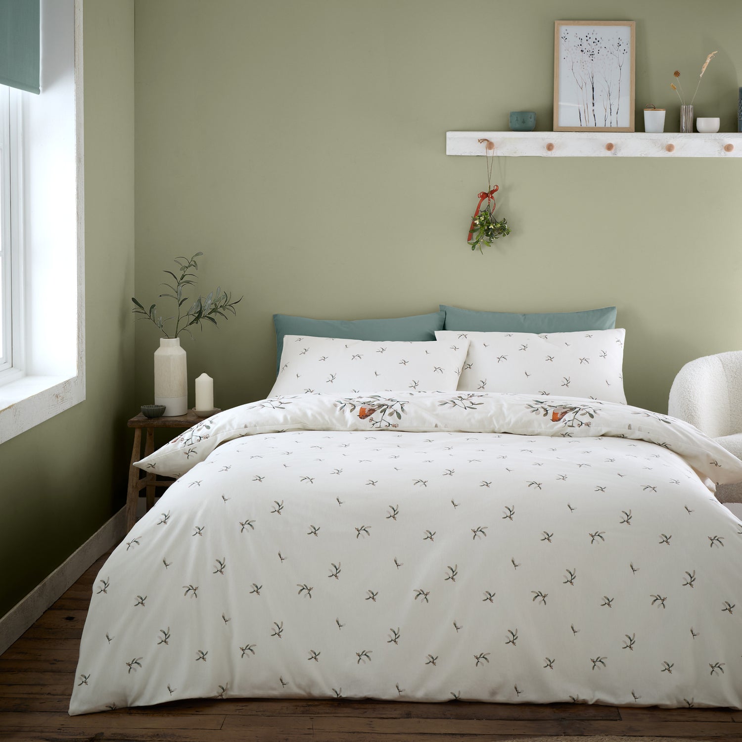 Catherine Lansfield Mistletoe Robins Brushed Duvet Cover Bedding Set Cream