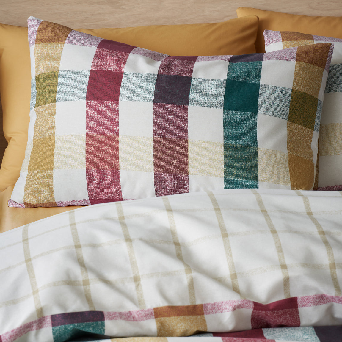 Catherine Lansfield Autumn Check Duvet Cover Bedding Set Plum