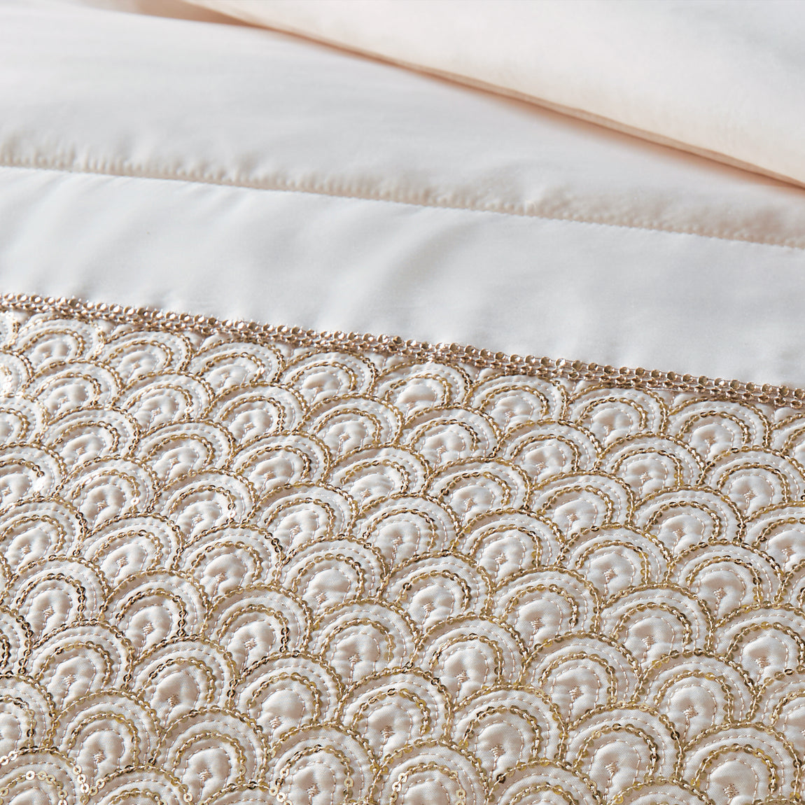 Catherine Lansfield Deco Sequin 240cm x 260cm Quilted Bedspread Champagne