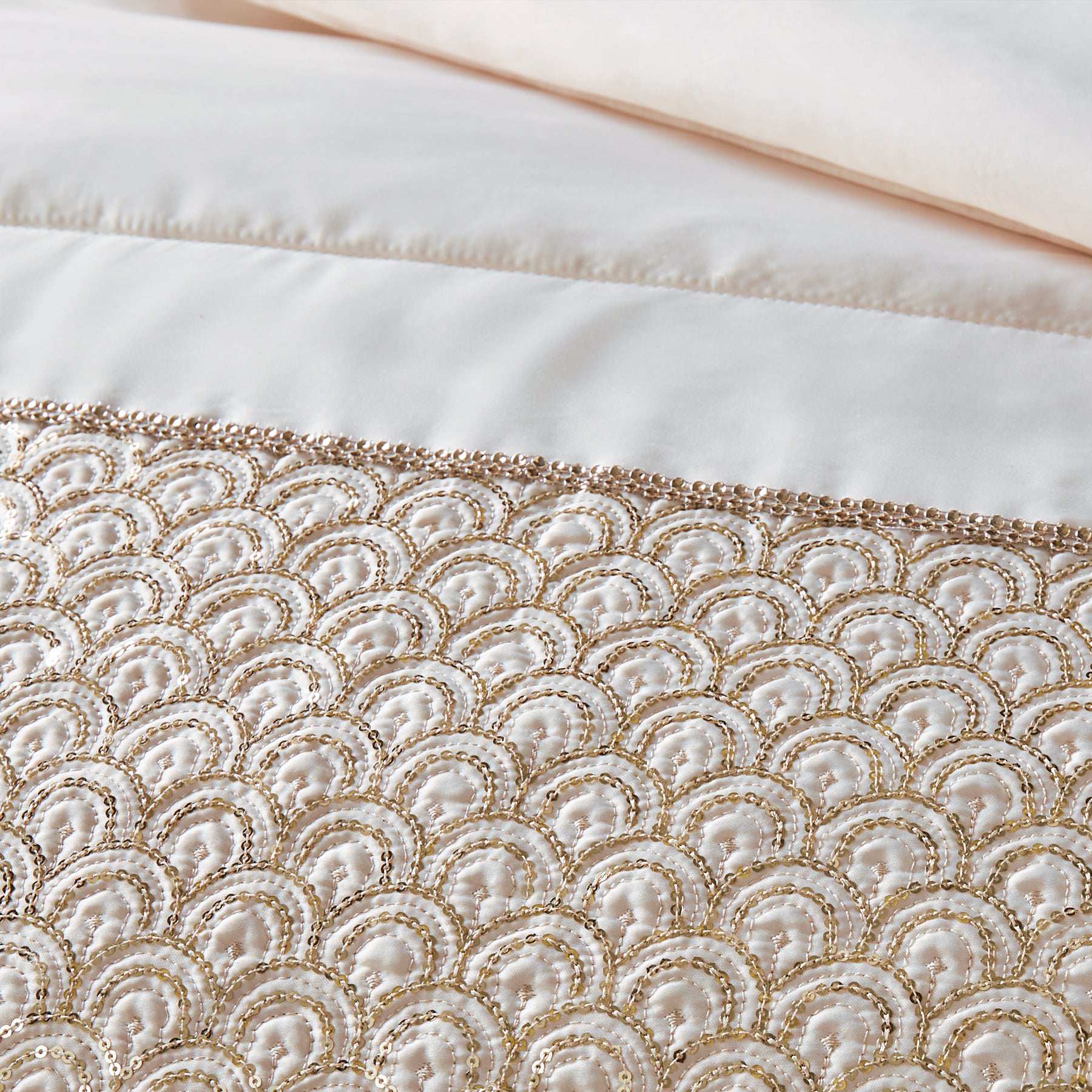 Catherine Lansfield Deco Sequin 240cm x 260cm Quilted Bedspread Champagne