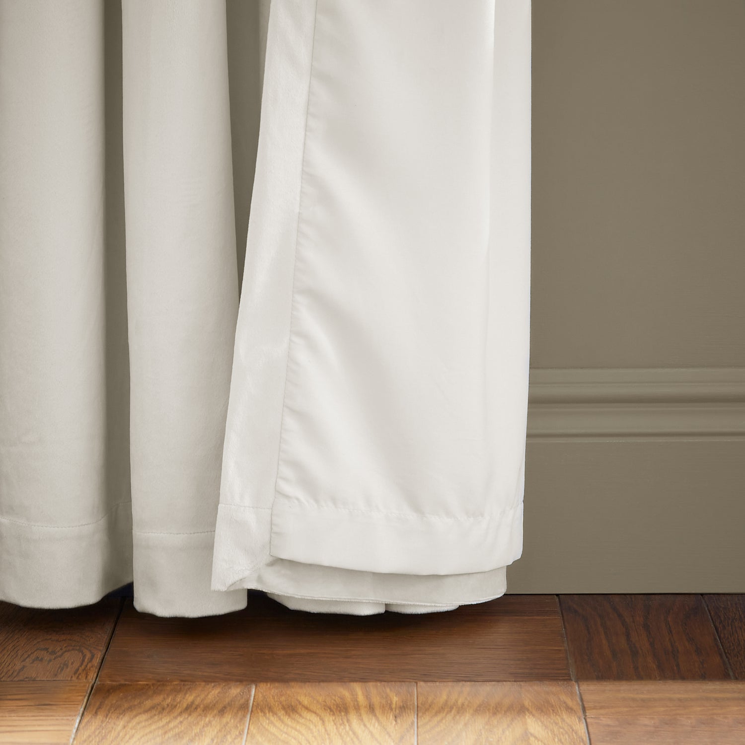 Catherine Lansfield Kingsley Matt Velvet Ready Made Eyelet Curtains 66 x 90 Cream