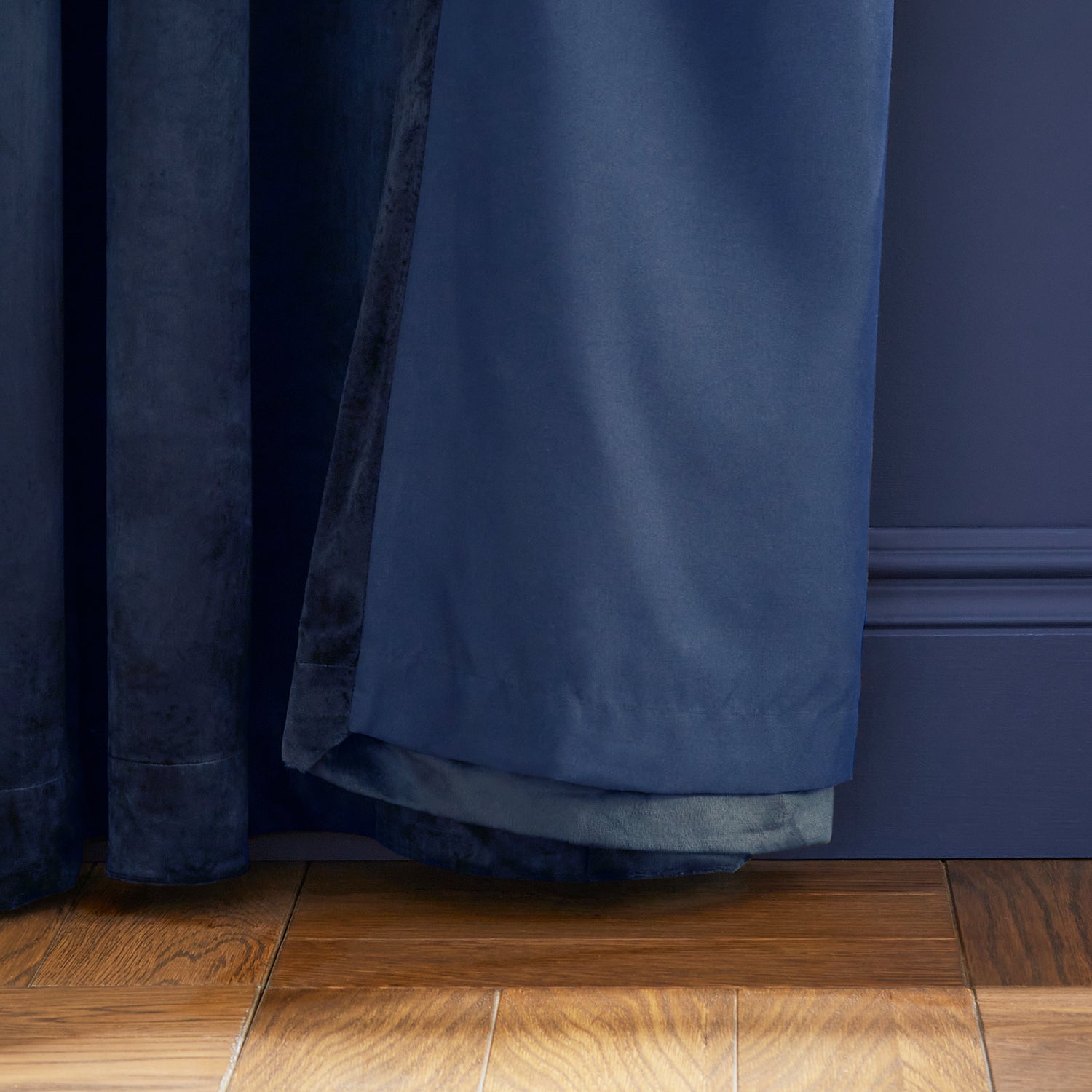 Catherine Lansfield Kingsley Matt Velvet Ready Made Eyelet Curtains 66 x 90 Navy