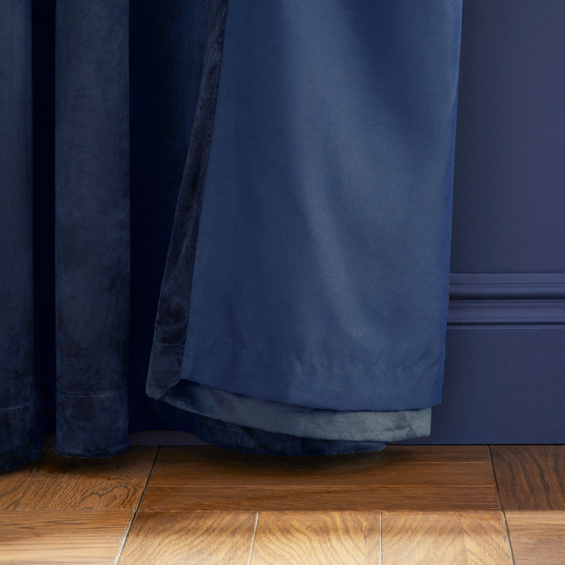 Catherine Lansfield Kingsley Matt Velvet Ready Made Eyelet Curtains 66 x 90 Navy