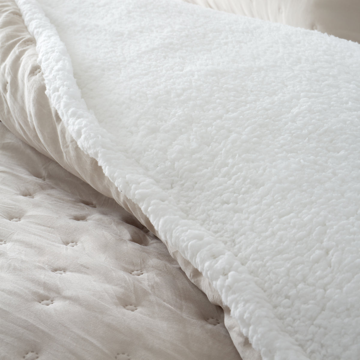 Catherine Lansfield Cosi Nori Sherpa Duvet Cover Bedding Set Cream