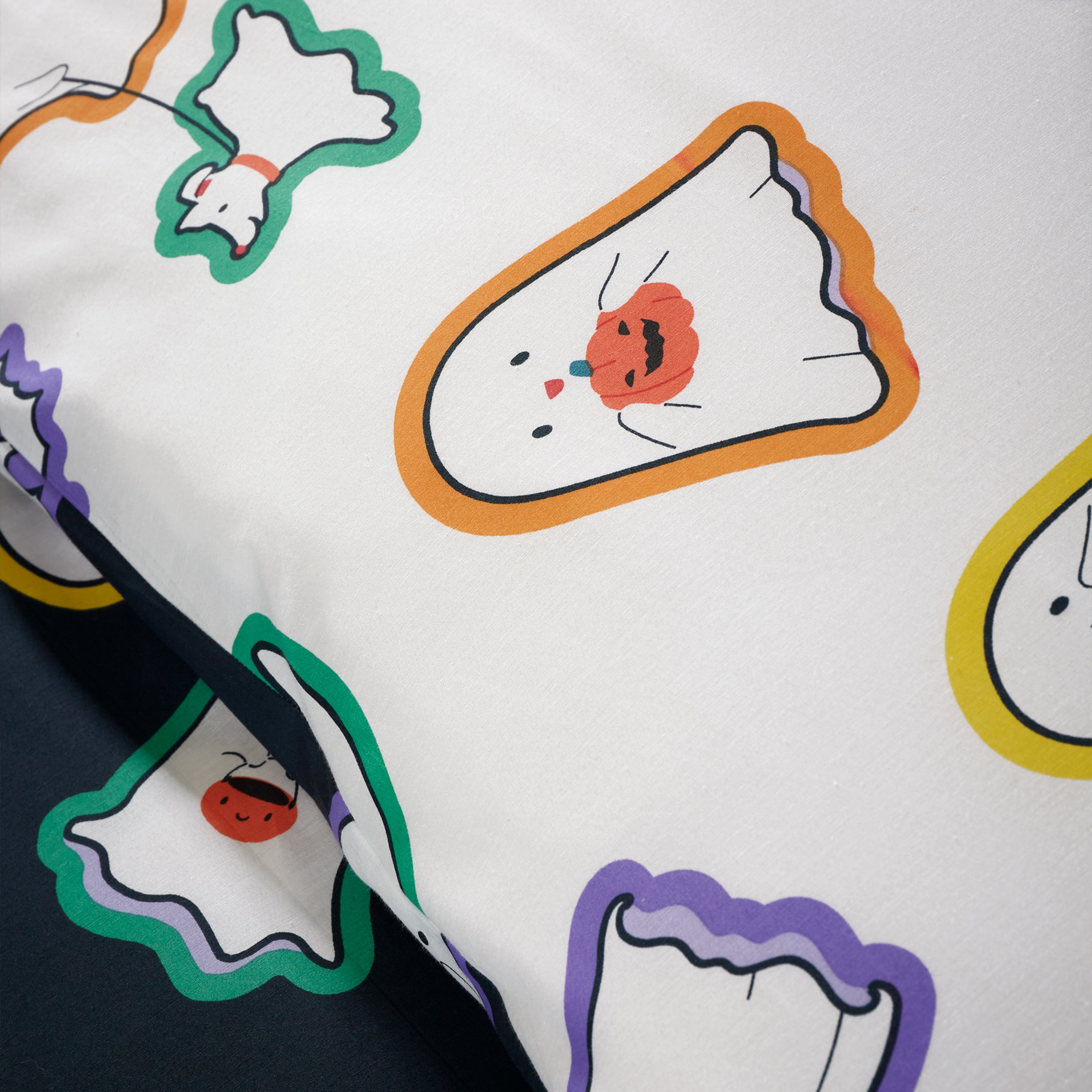 Catherine Lansfield Halloween Ghosts Reversible Duvet Cover Bedding Set