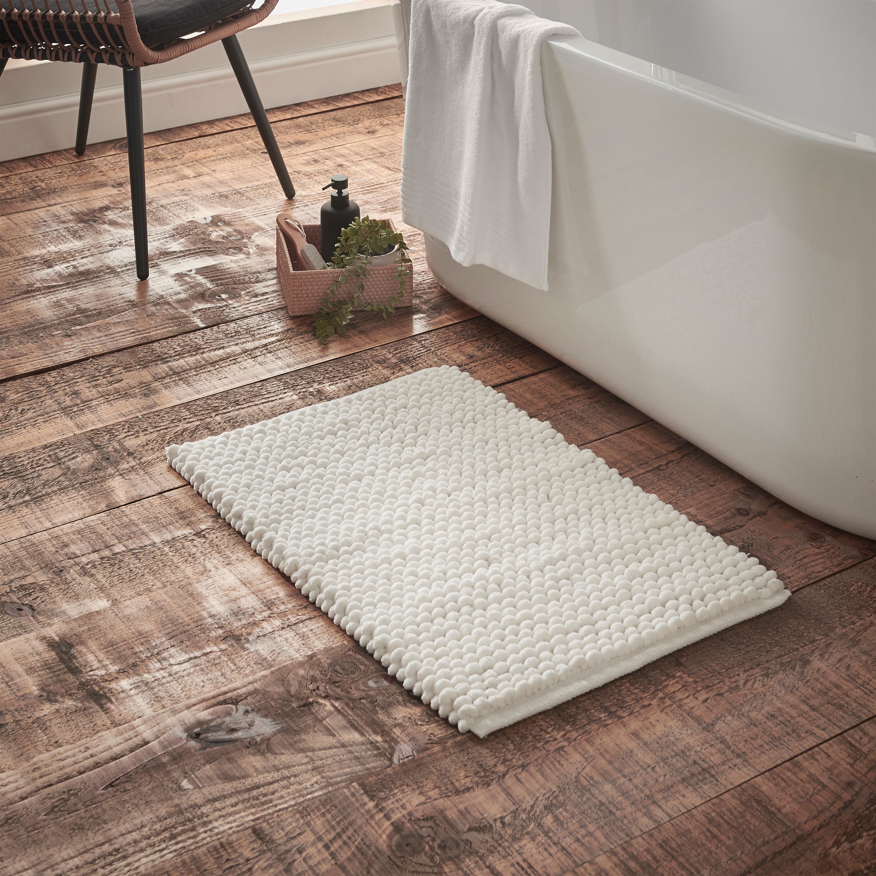 Bianca Aspen Bobble 50cm x 80cm Bath Mat White