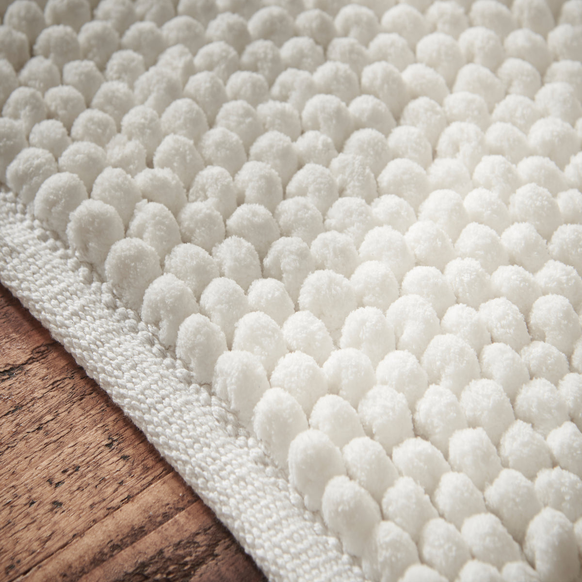 Bianca Aspen Bobble 50cm x 120cm Runner Bath Mat White