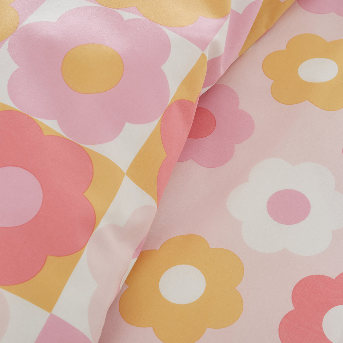 Catherine Lansfield Retro Daisy Duvet Cover Bedding Set Pink