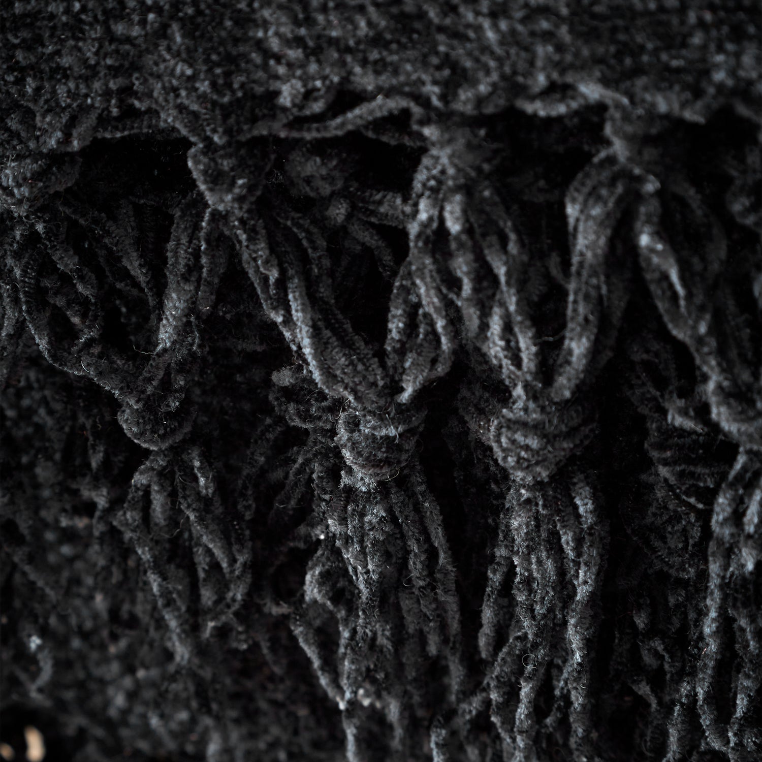 Catherine Lansfield Wilson Plain Chenille 130cm x 170cm Throw Black