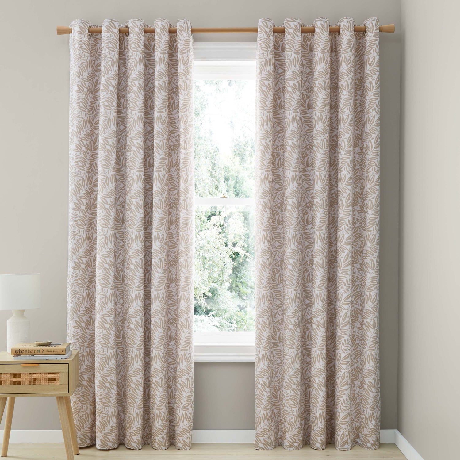 Catherine Lansfield Sorrel Leaf Reversible Ready Made Eyelet Curtains 66'' x 90'' Natural