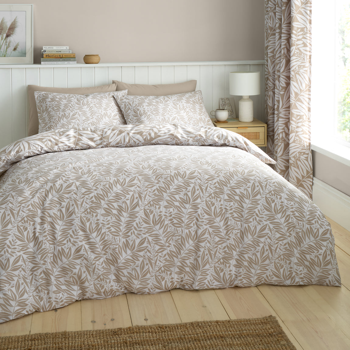Catherine Lansfield Sorrel Leaf Reversible Duvet Cover Bedding Set Natural