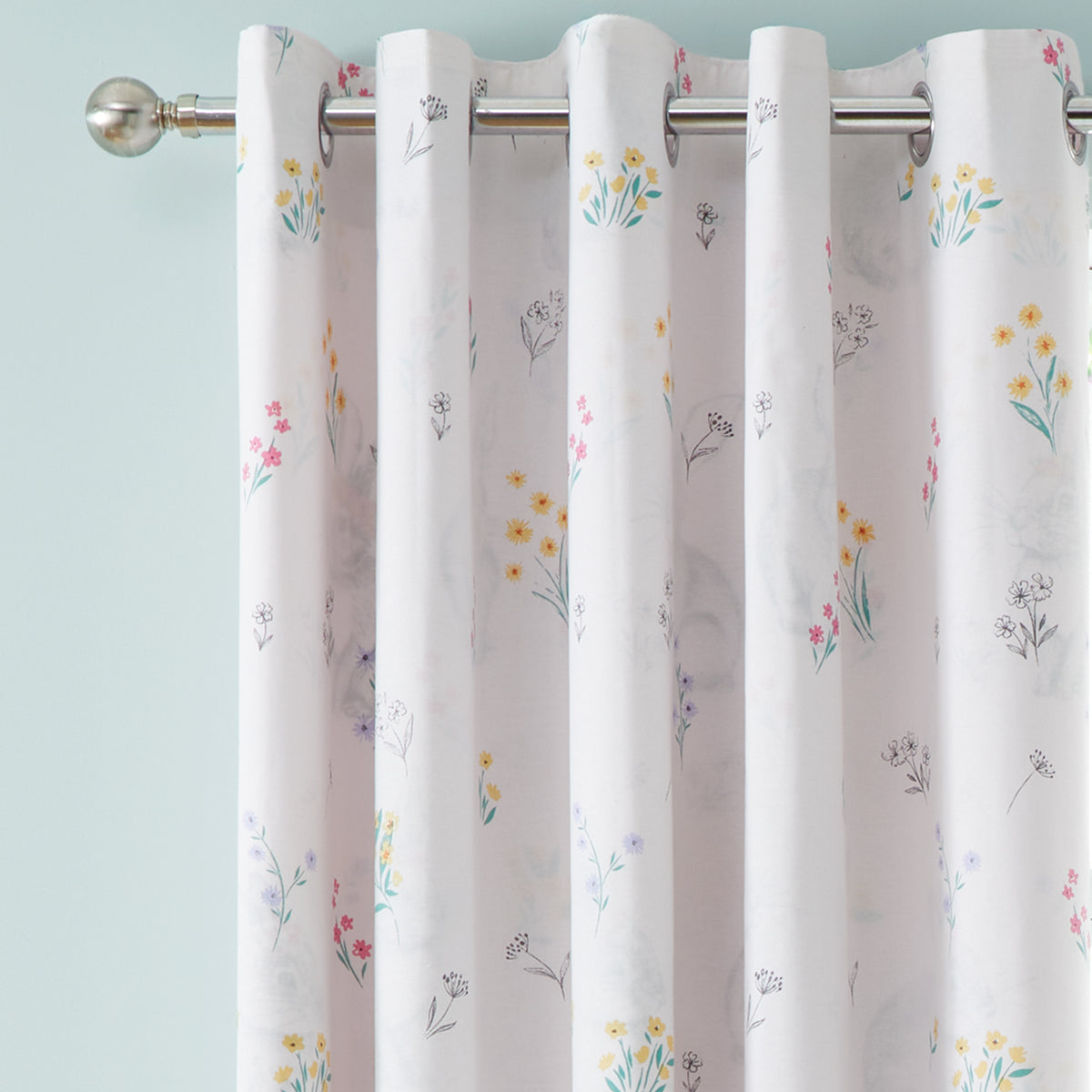 Catherine Lansfield Bunny Tails Ditsy Flower Duel Sided 66'' x 72'' Ready Made Eyelet Curtains Pink White