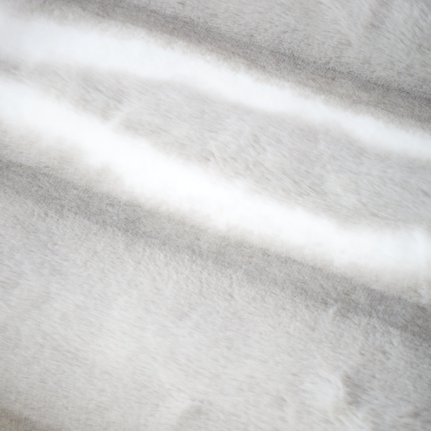 Catherine Lansfield Flint 130cm x 170cm Faux Fur Throw Silver