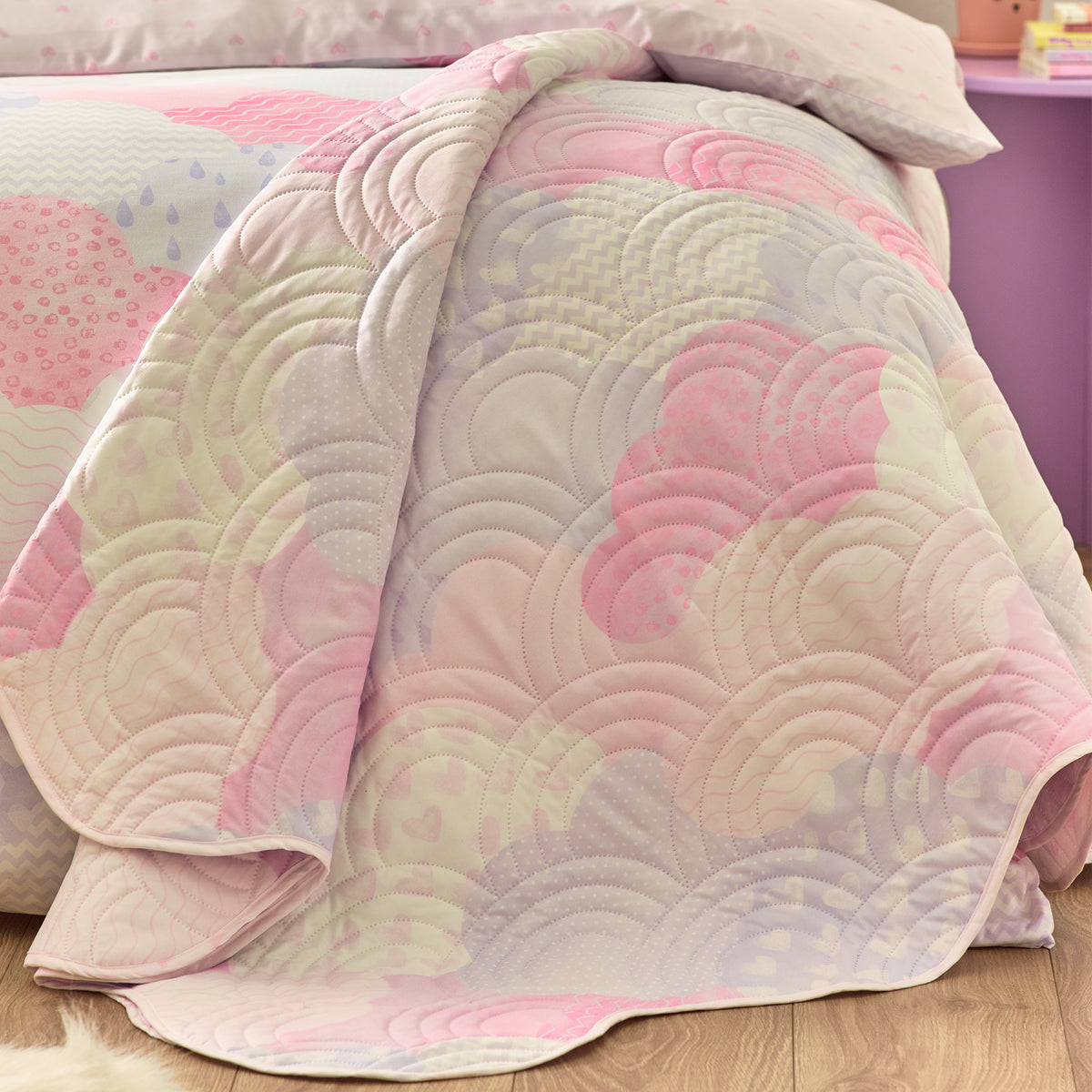 Catherine Lansfield Soft As A Cloud Quilted 150cm x 200cm Bedspread Pink