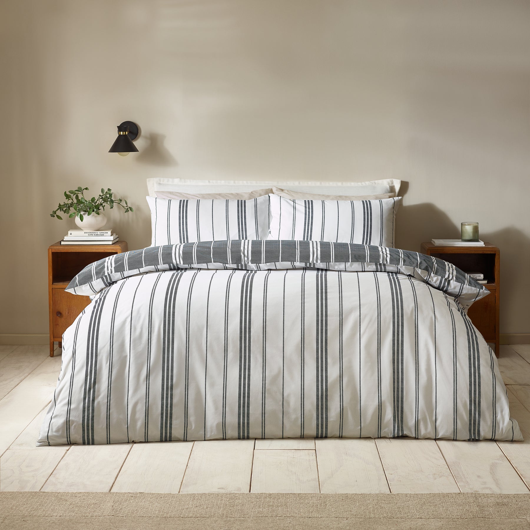 Catherine Lansfield Harbour Stripe Duvet Cover Bedding Set Black