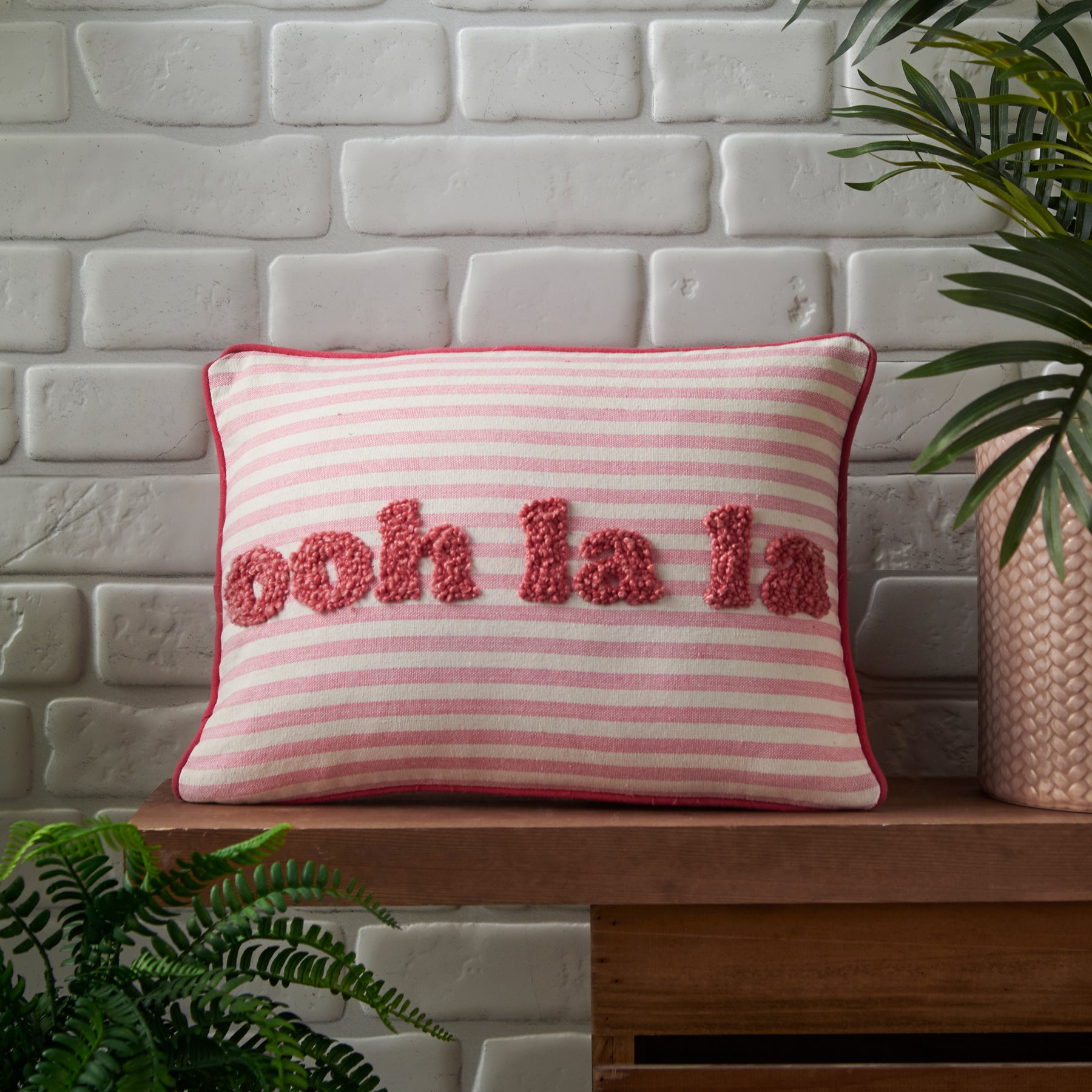 Catherine Lansfield Ooh La La Filled Boudoir 30cm x 40cm Pink