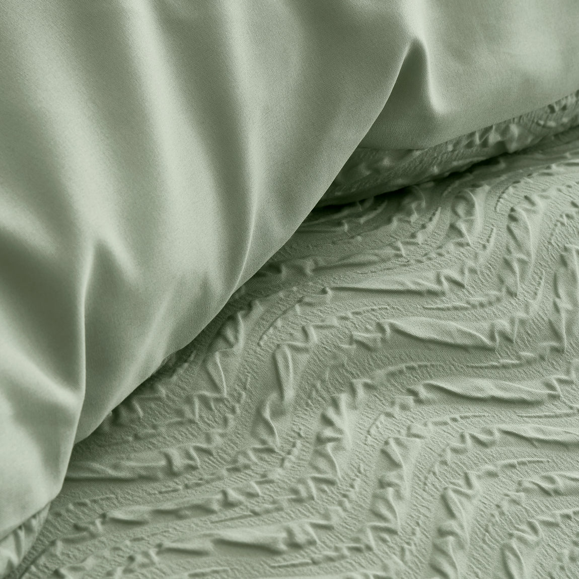 Catherine Lansfield Heatset Wave Duvet Cover Bedding Set Mint Green