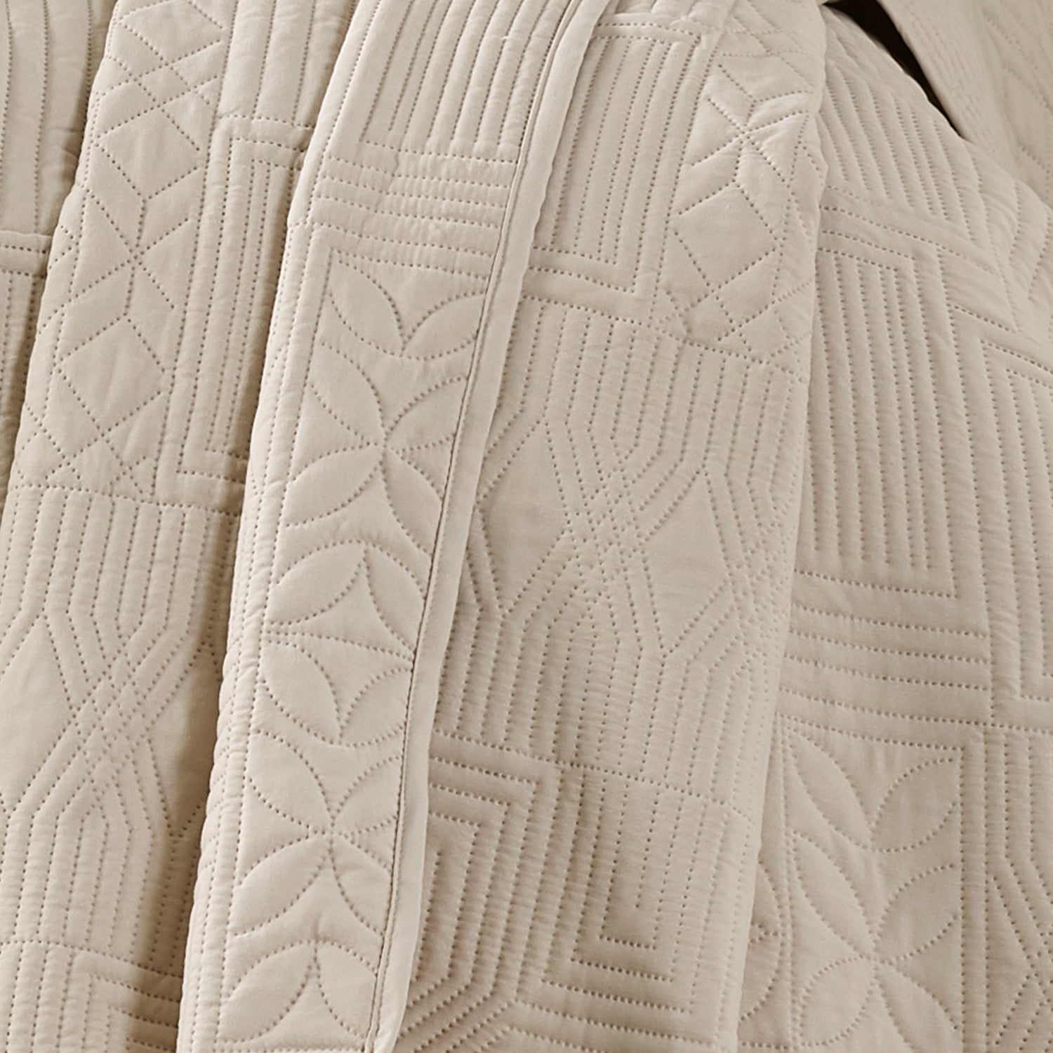 Catherine Lansfield Folkstone Geo Quilted 220cm x 230cm Bedspread Natural