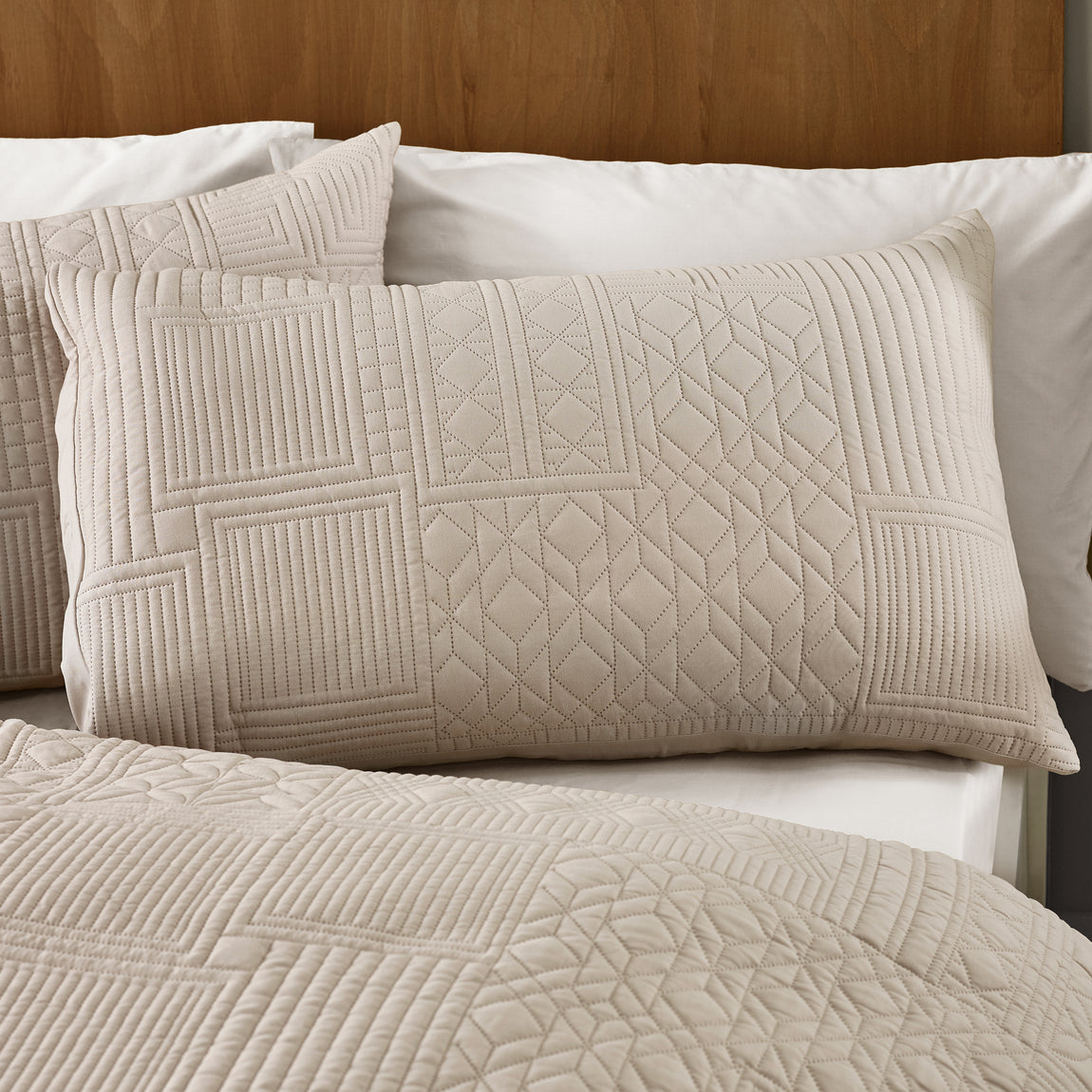Catherine Lansfield Folkstone Geo Soft Easy Care Duvet Cover Bedding Set Natural