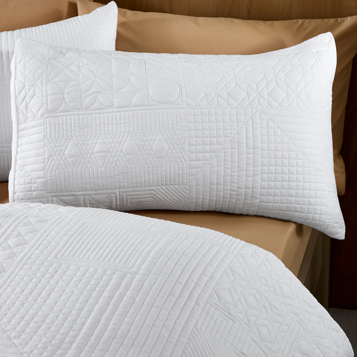 Catherine Lansfield Folkstone Geo Soft Easy Care Duvet Cover Bedding Set White